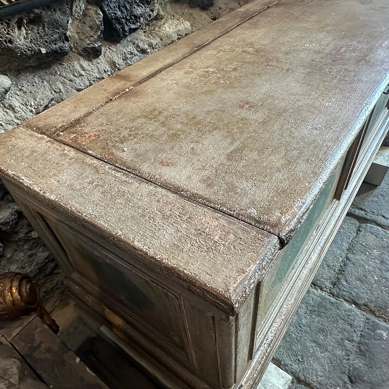 Cassapanca fiorentina in abete laccato bianco e verde, fine '800 5