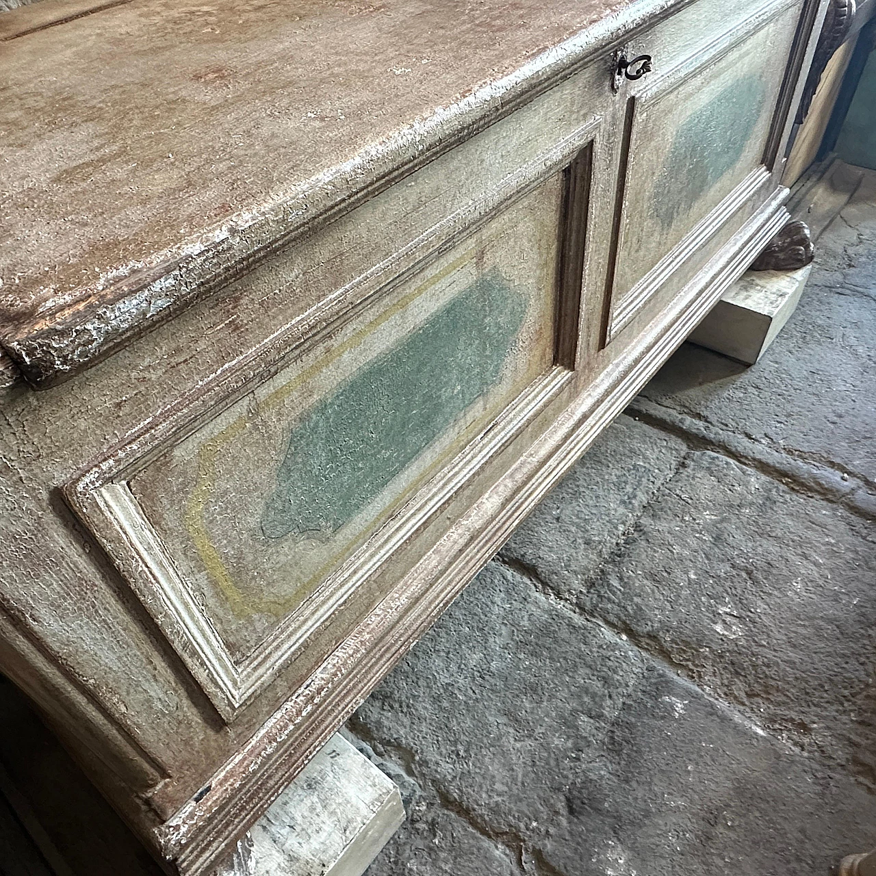 Cassapanca fiorentina in abete laccato bianco e verde, fine '800 6