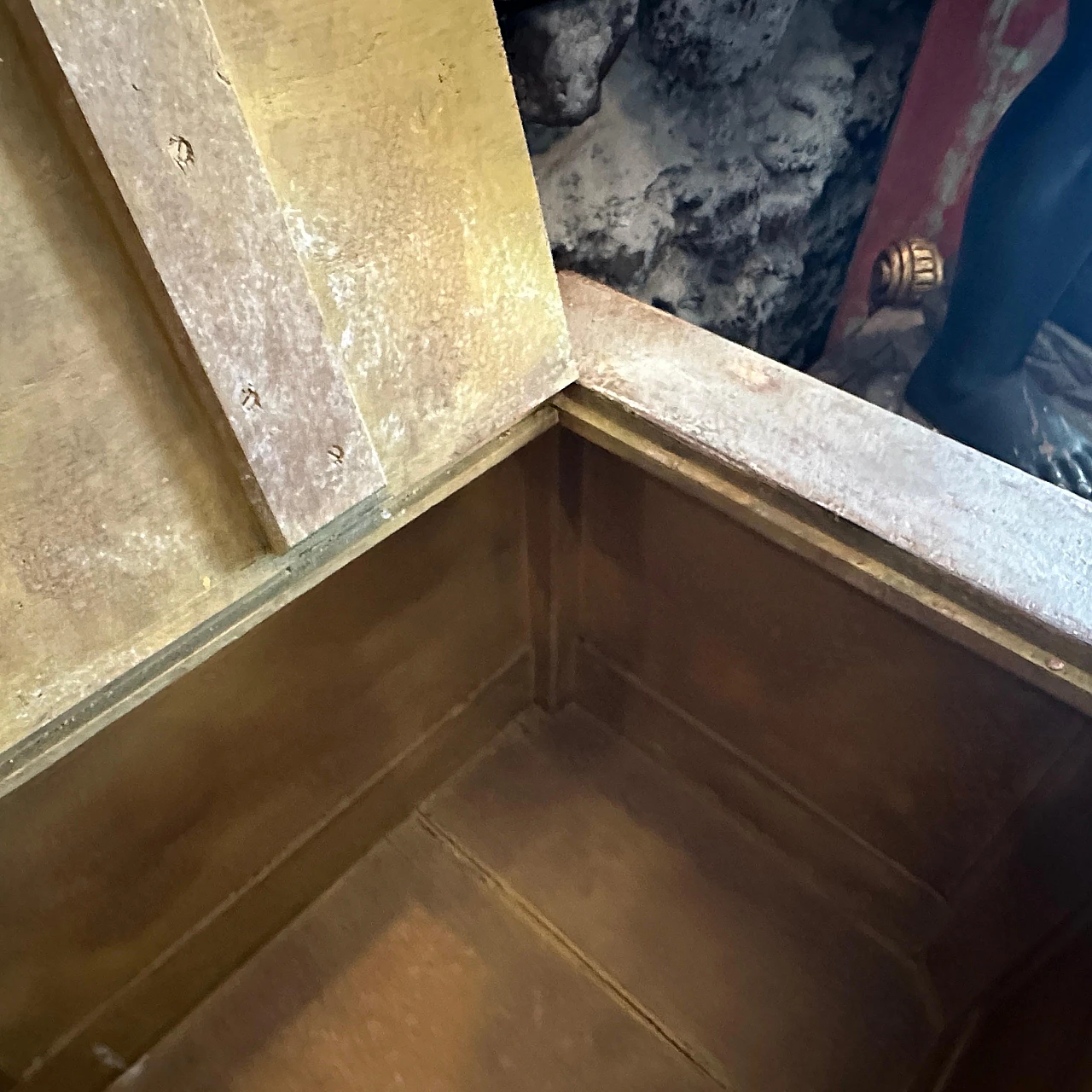 Cassapanca fiorentina in abete laccato bianco e verde, fine '800 9