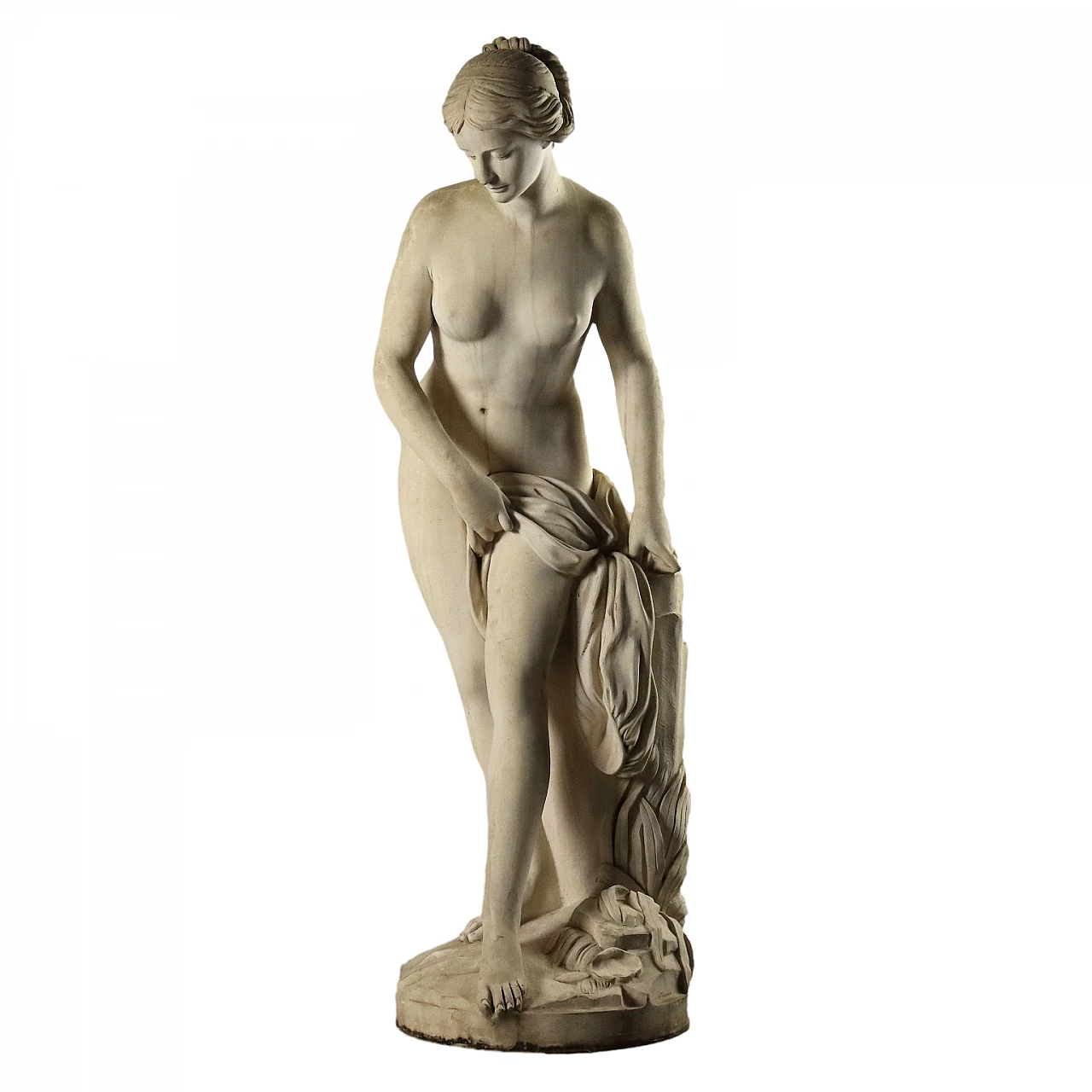 Dal Torrione, La bagnante, scultura in marmo sintetico 1