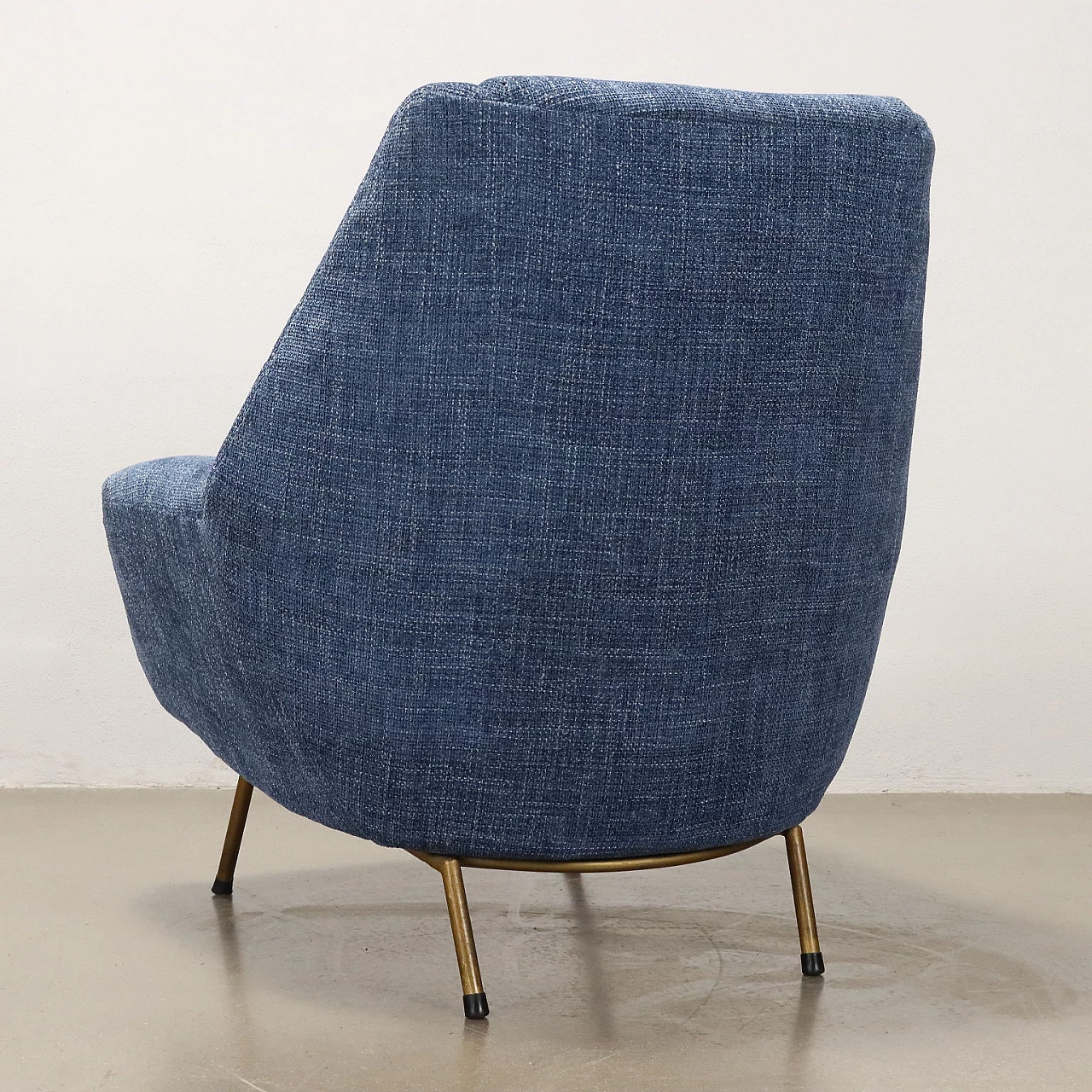 Armchair in blue fabric and brass-plated metal legs, 1960s 7