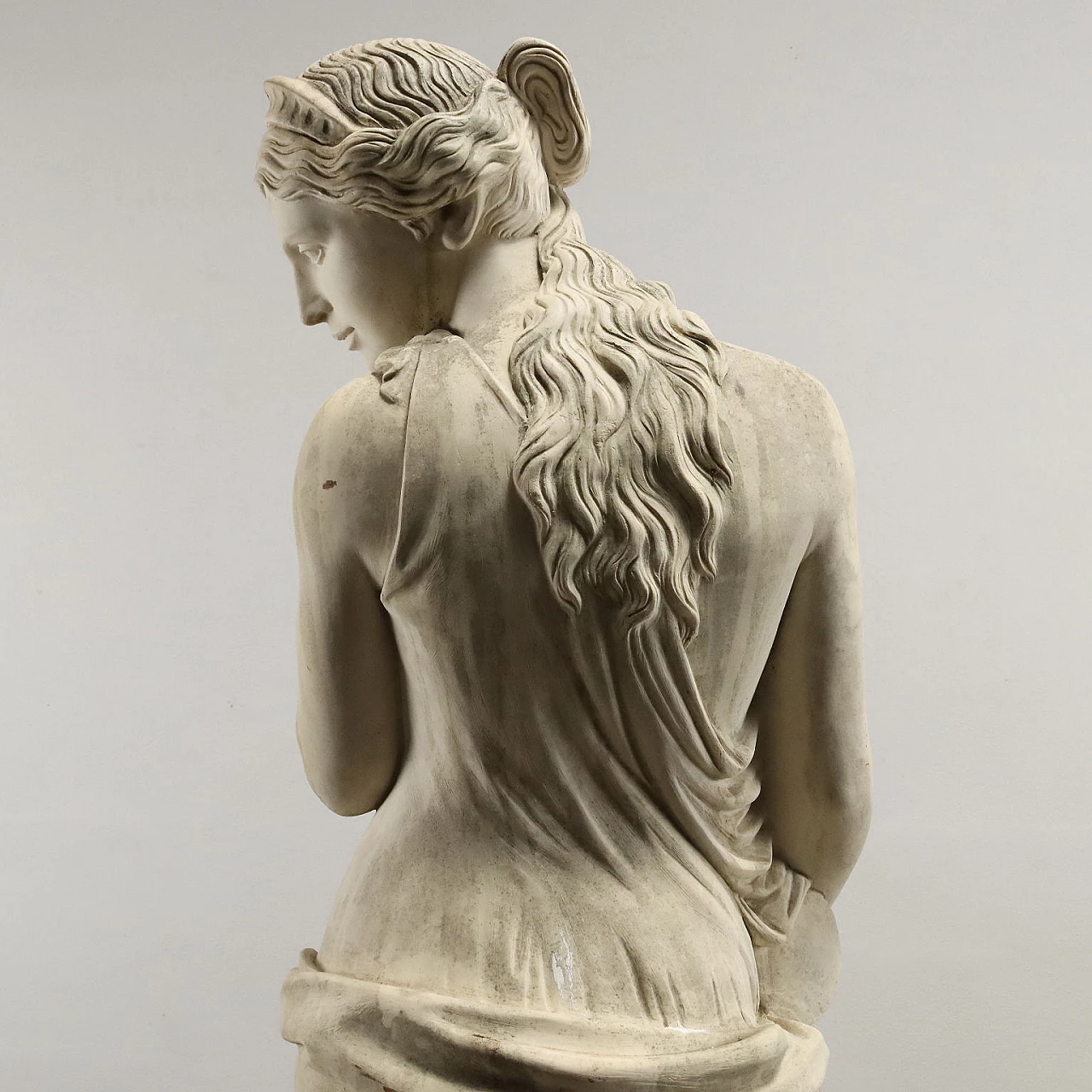 Dal Torrione, Venere alla fonte, statua in marmo sintetico 9