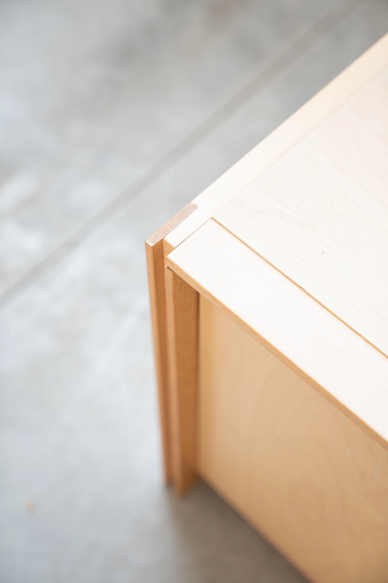 Credenza in legno di faggio con cassetti e anta, anni '80 9