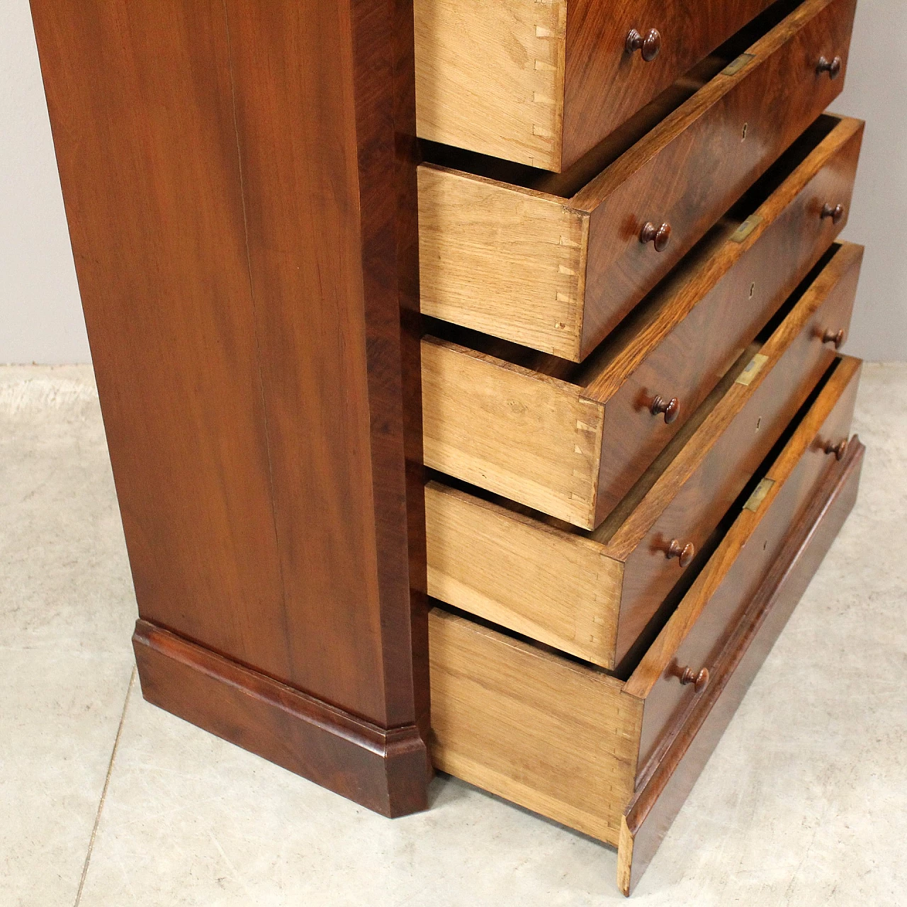 Mahogany and marble weekly dresser, second half of the 19th century 2
