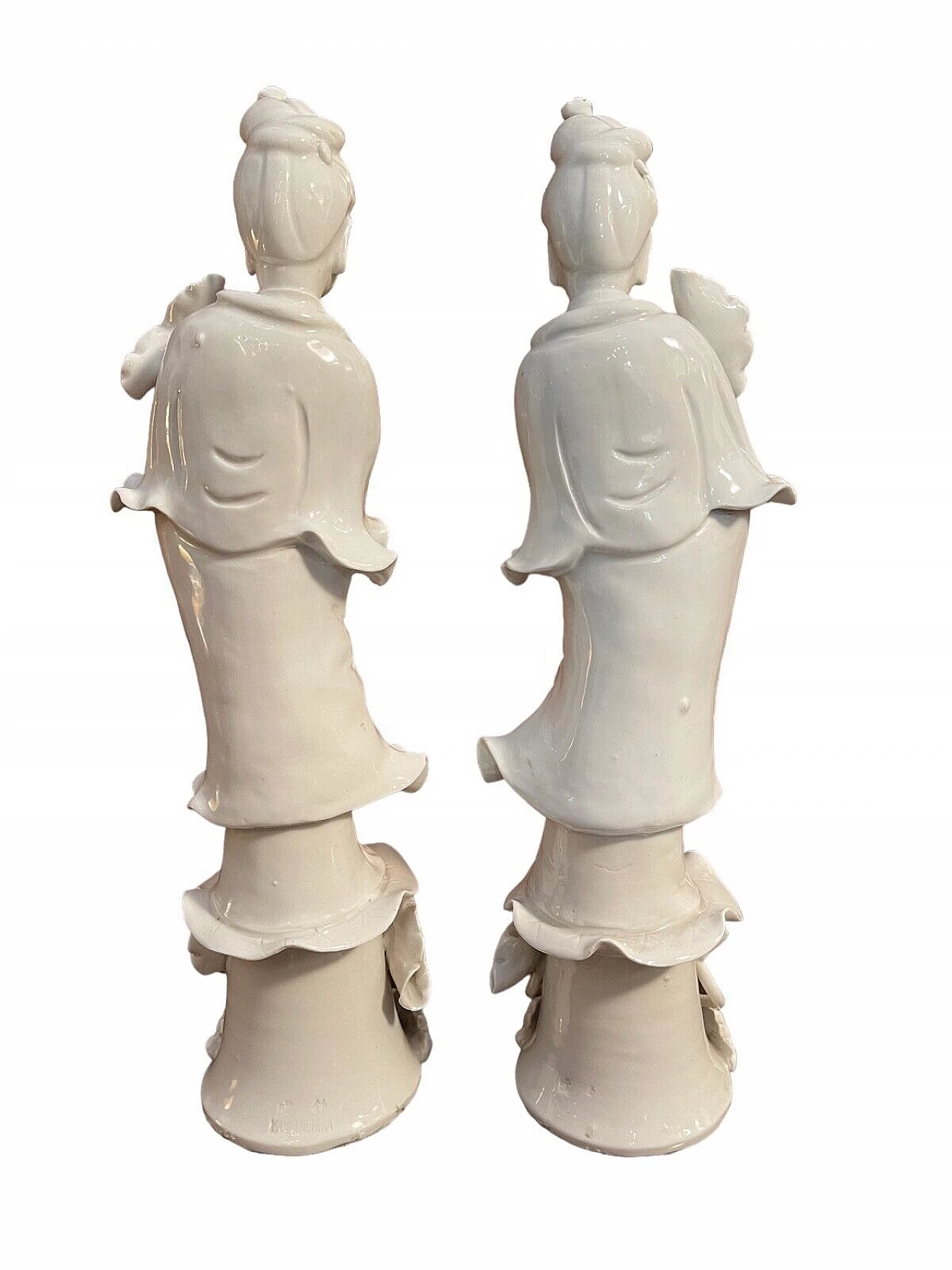 Pair of Chinese ceramic Guanyin sculptures, 19th century 2