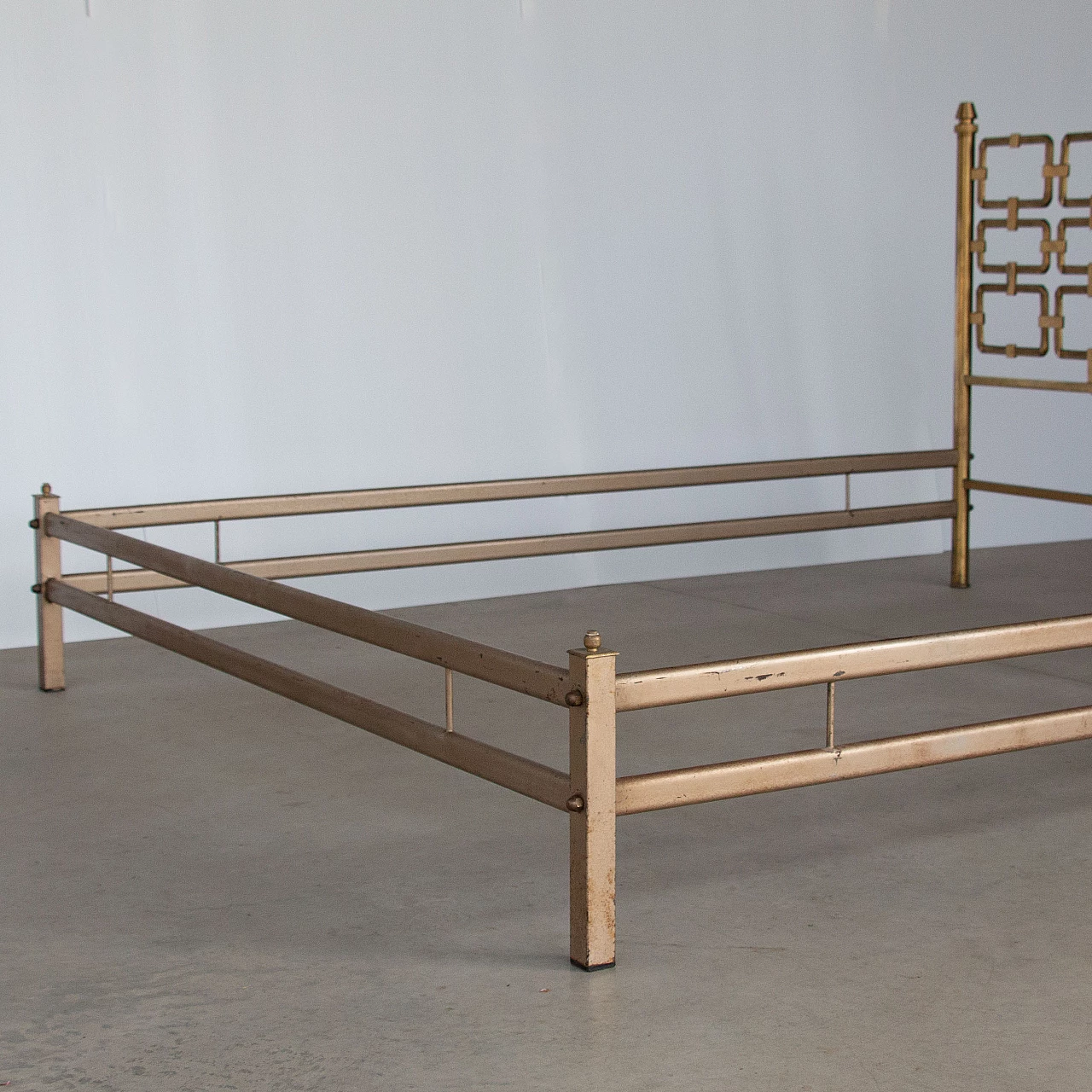 Bed frame in hand-cast brass by Luciano Frigerio, 1970s 6
