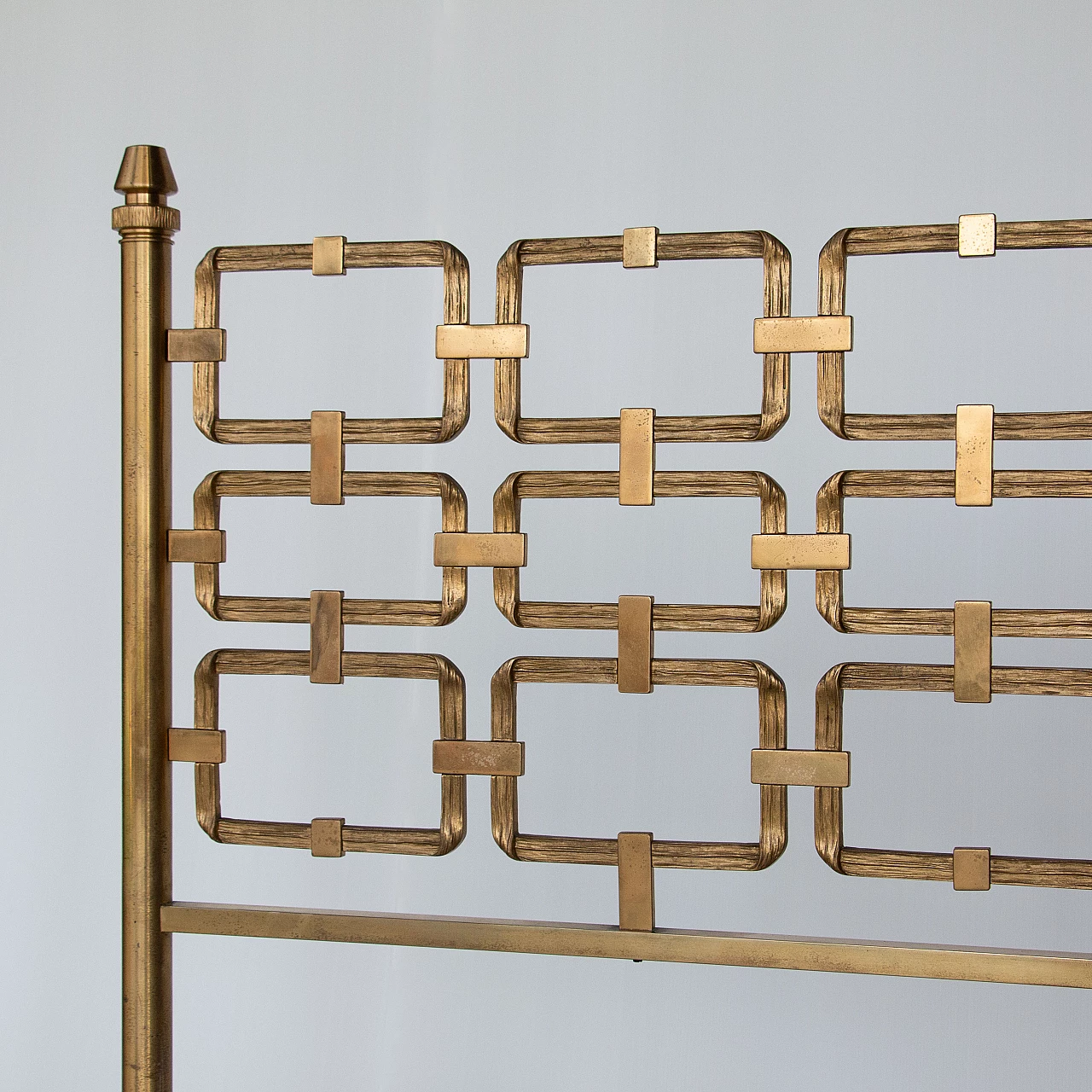 Bed frame in hand-cast brass by Luciano Frigerio, 1970s 9