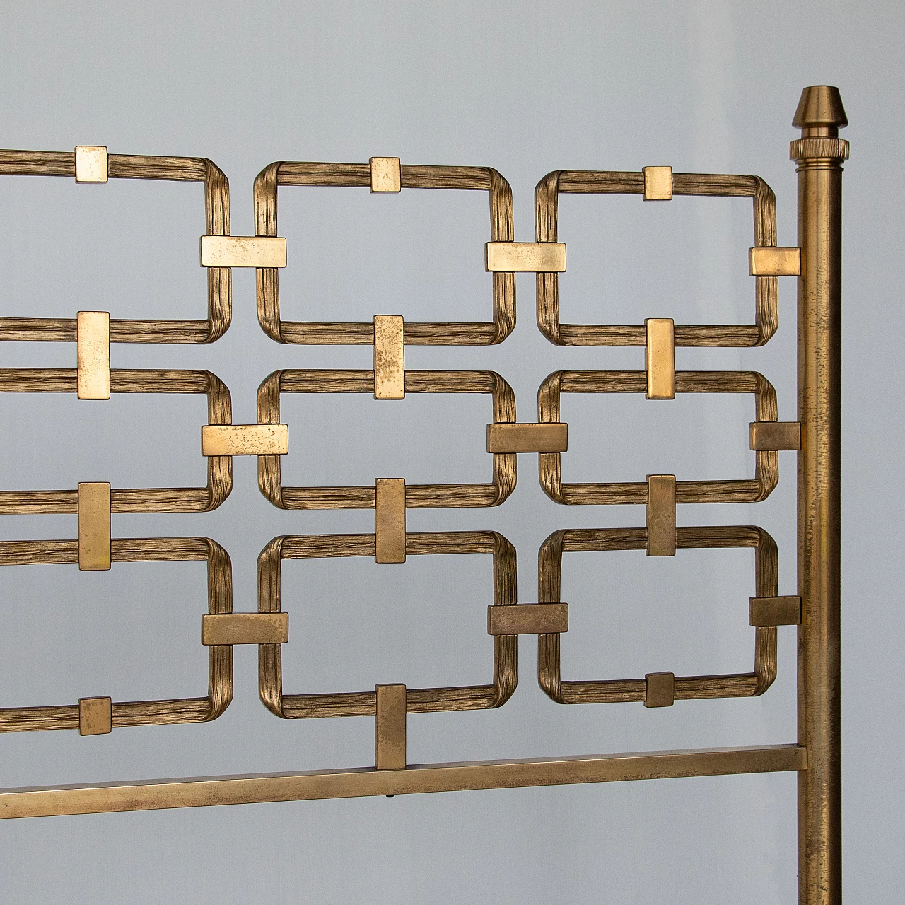 Bed frame in hand-cast brass by Luciano Frigerio, 1970s 10