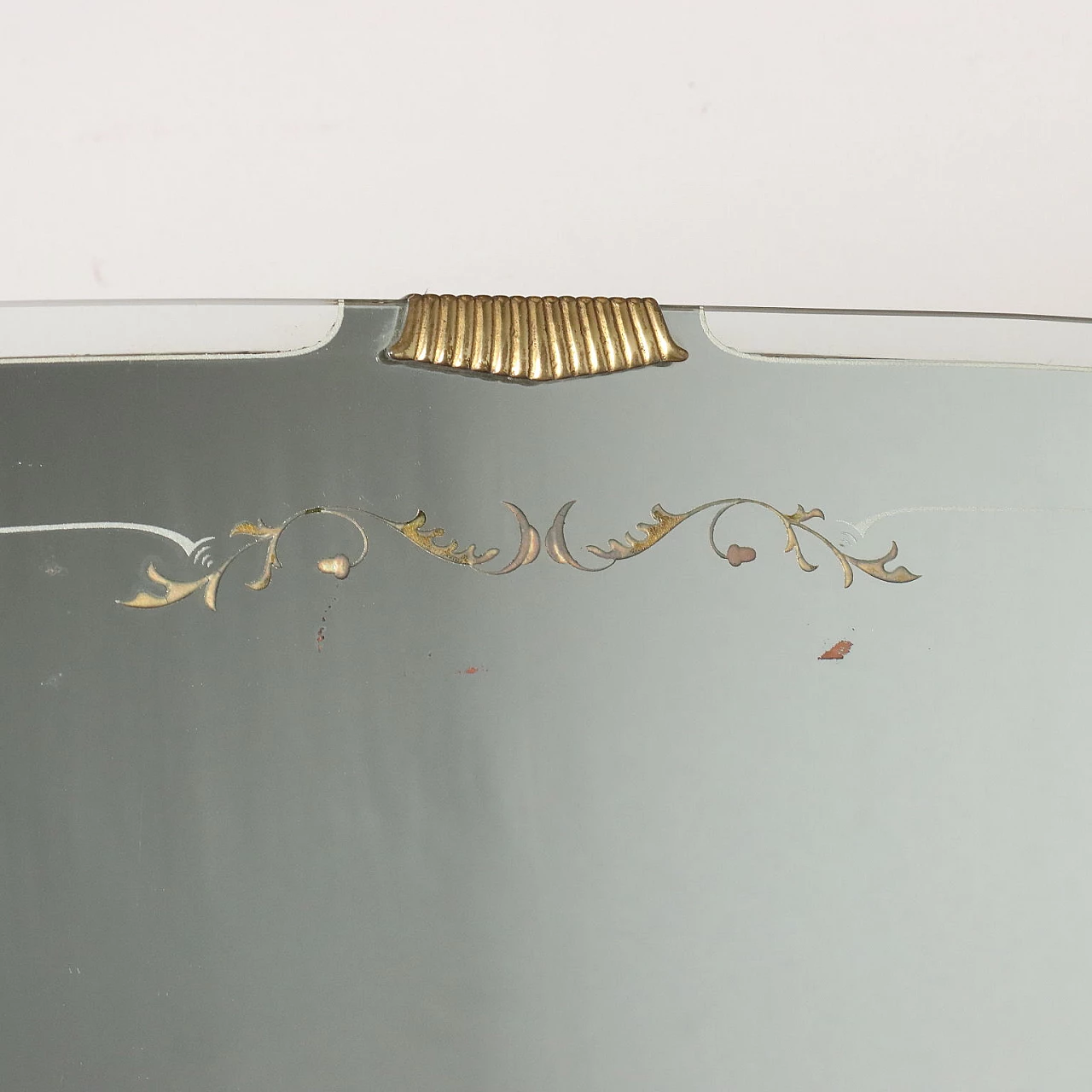 Cassettiera in impiallicciatura di noce con specchio, anni '50 5