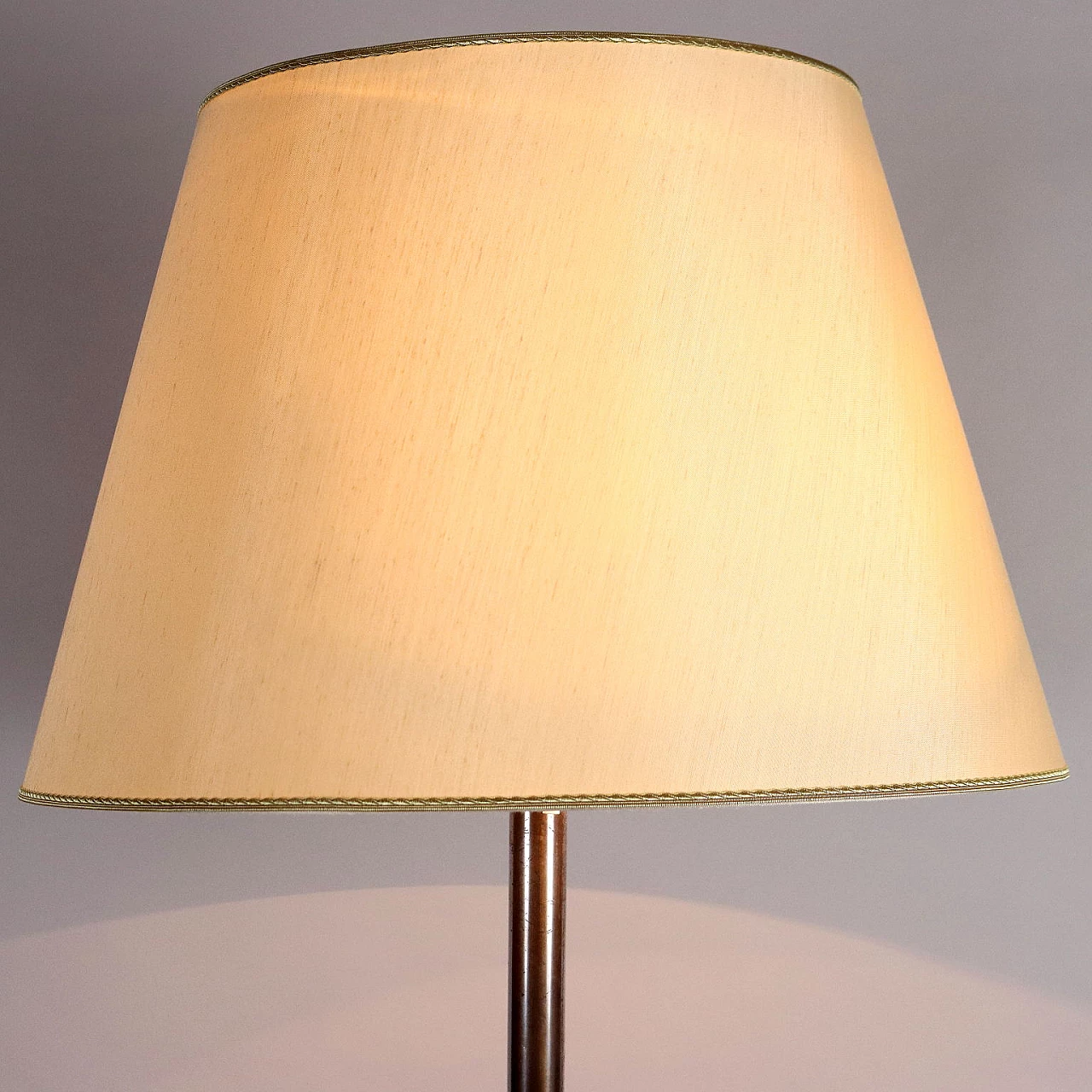 Floor lamp in brass and fabric, 1940s 3