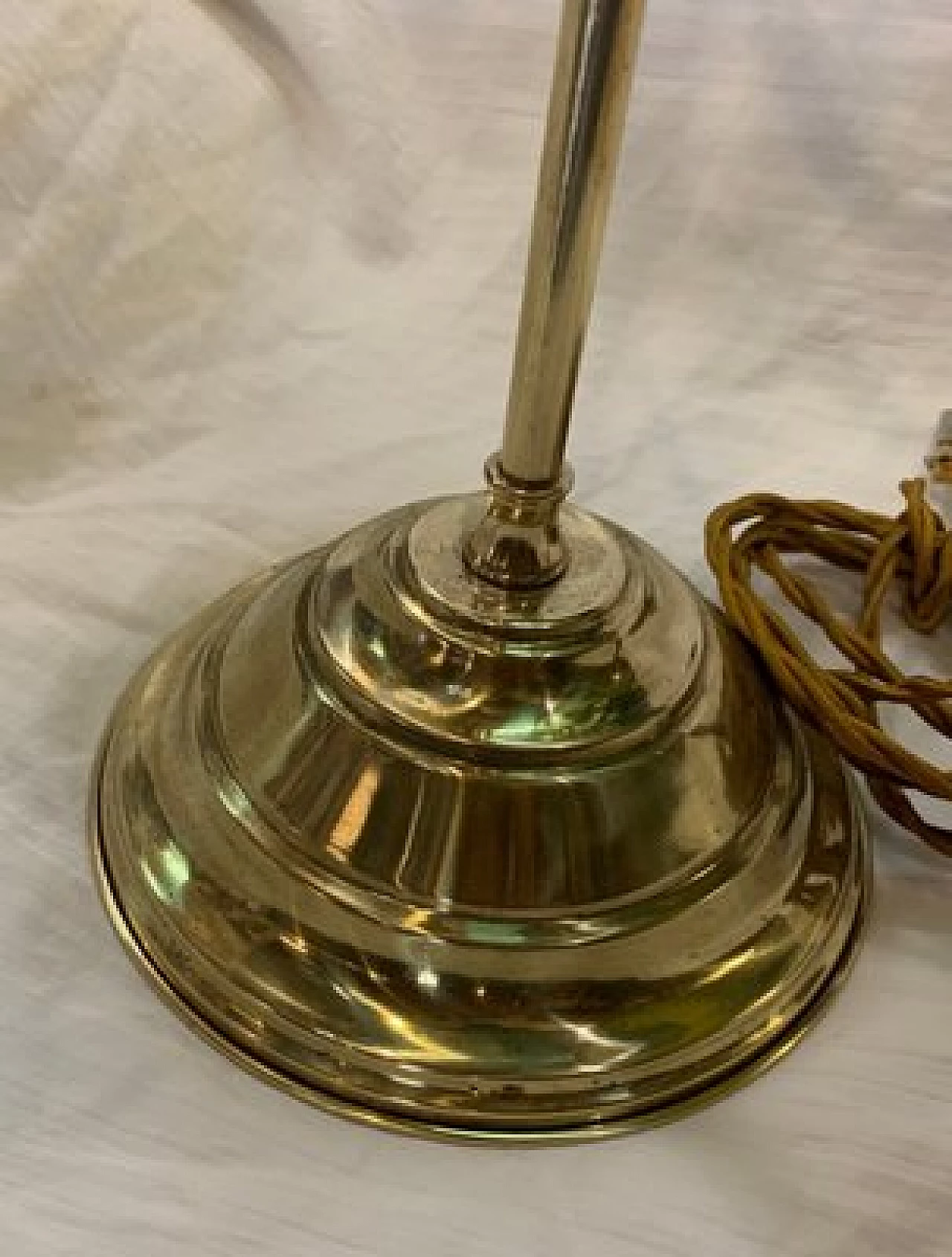 Lampada da tavolo regolabile in ottone e vetro di Murano, anni '20 8