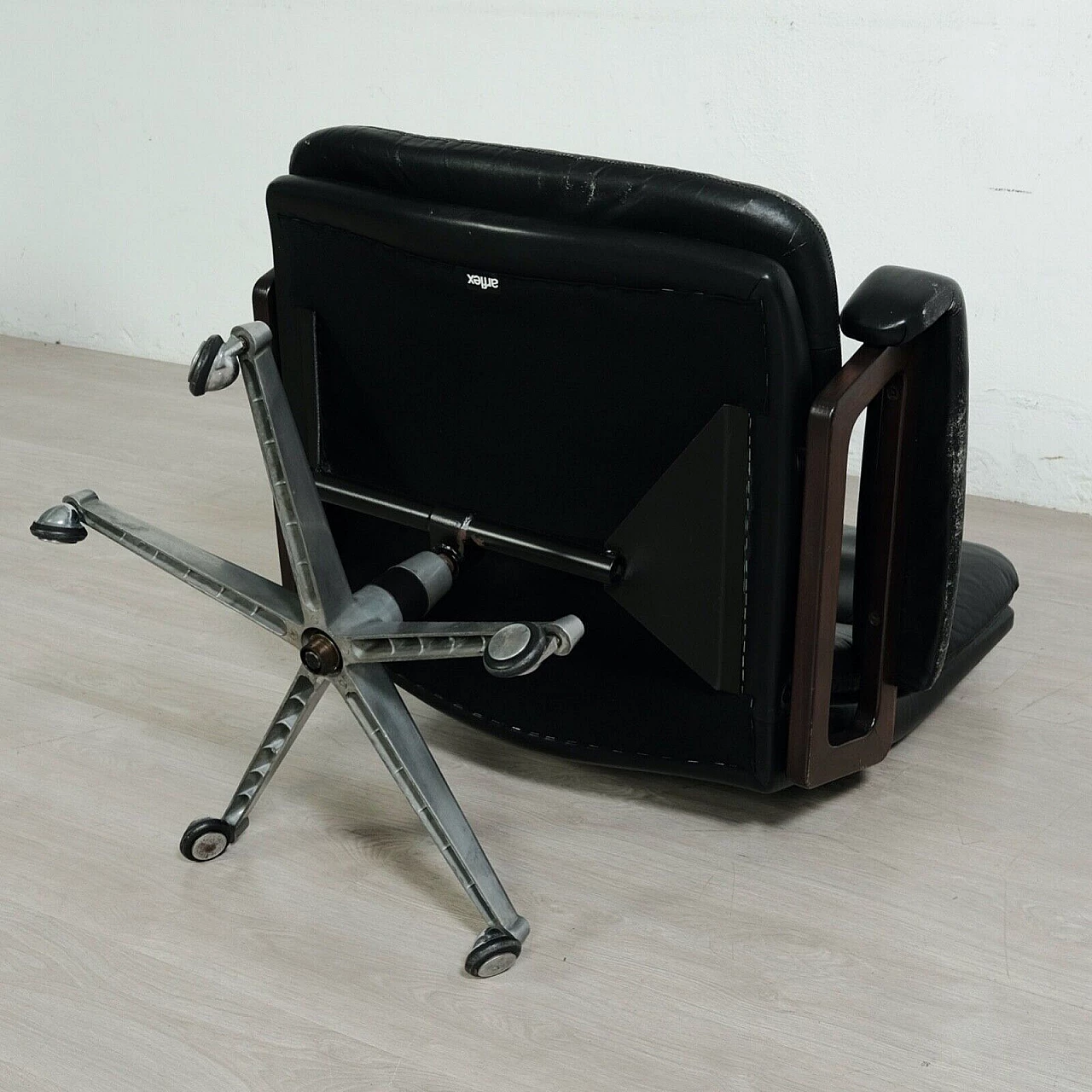 Poltrona King Chair di André Vandenbeuck per Arflex, anni '60 14
