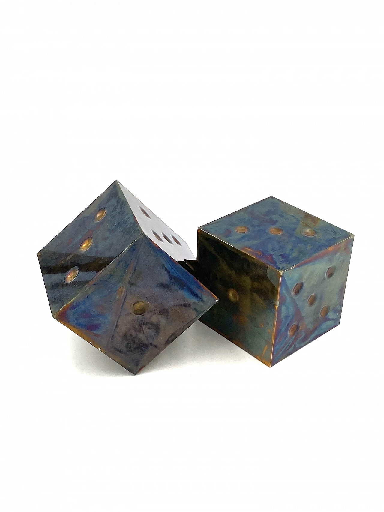 Pair of brass dice-shaped paperweights, 1970s 10