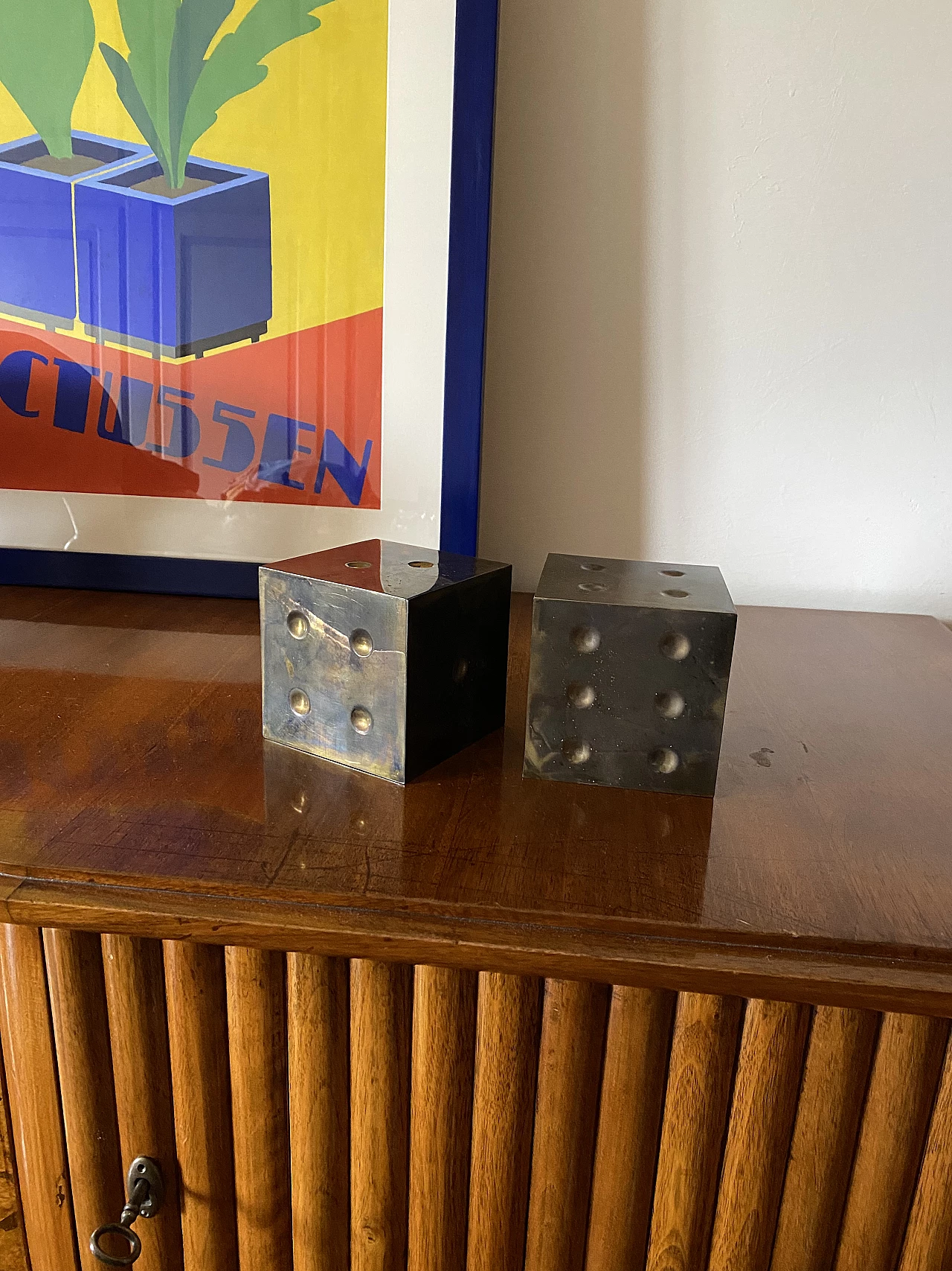 Pair of brass dice-shaped paperweights, 1970s 23