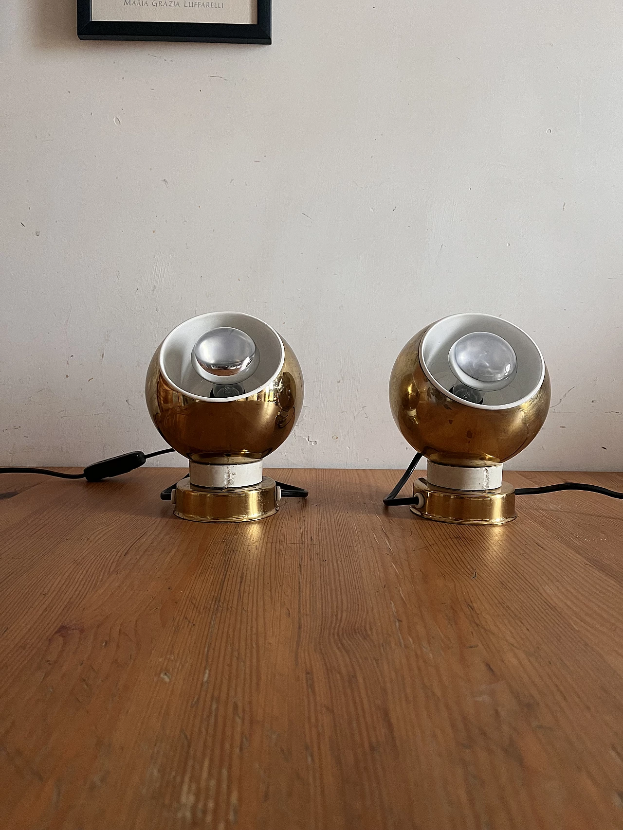 Pair of magnetic table lamps by Reggiani, 1980s 1