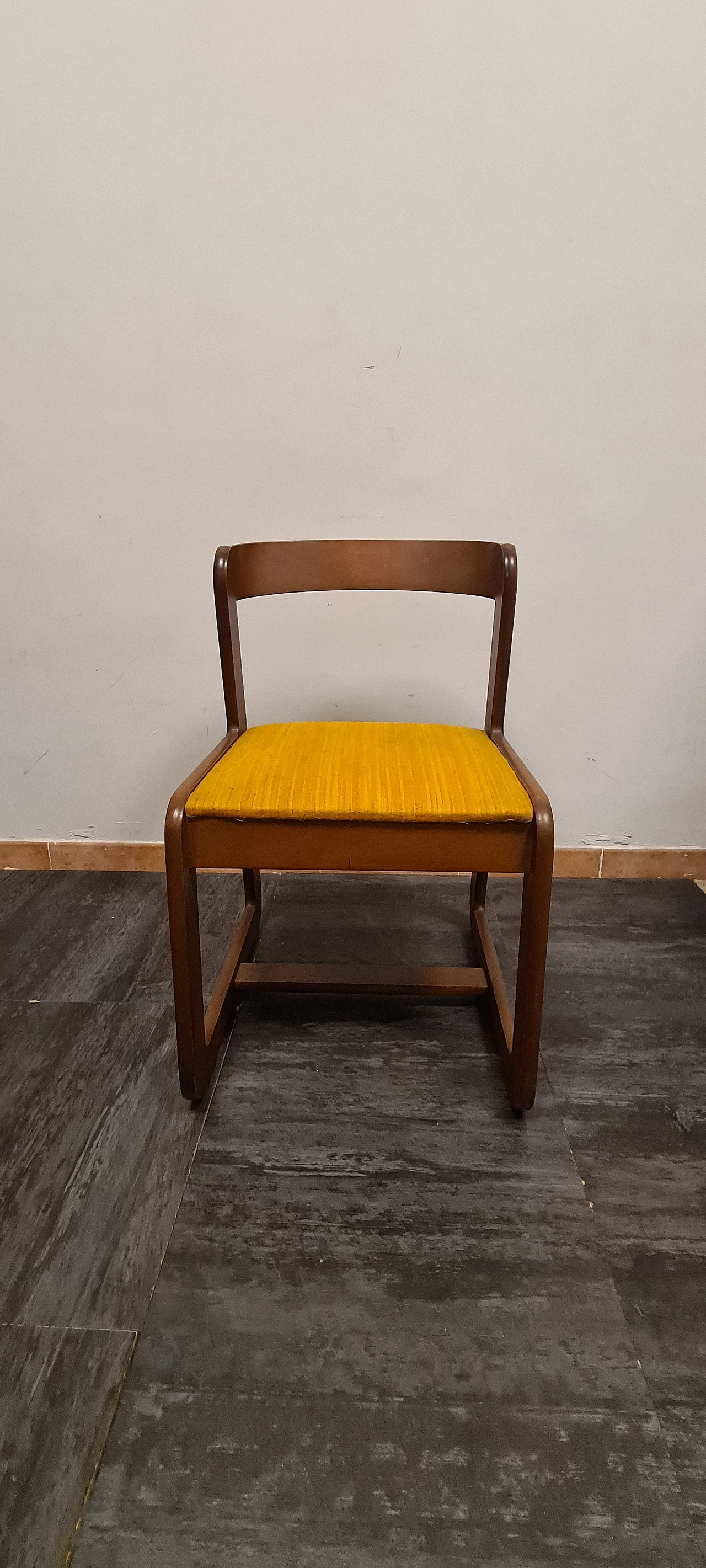 Coppia di Sedie in legno di Willy Rizzo per Mario Sabot, anni '70 3