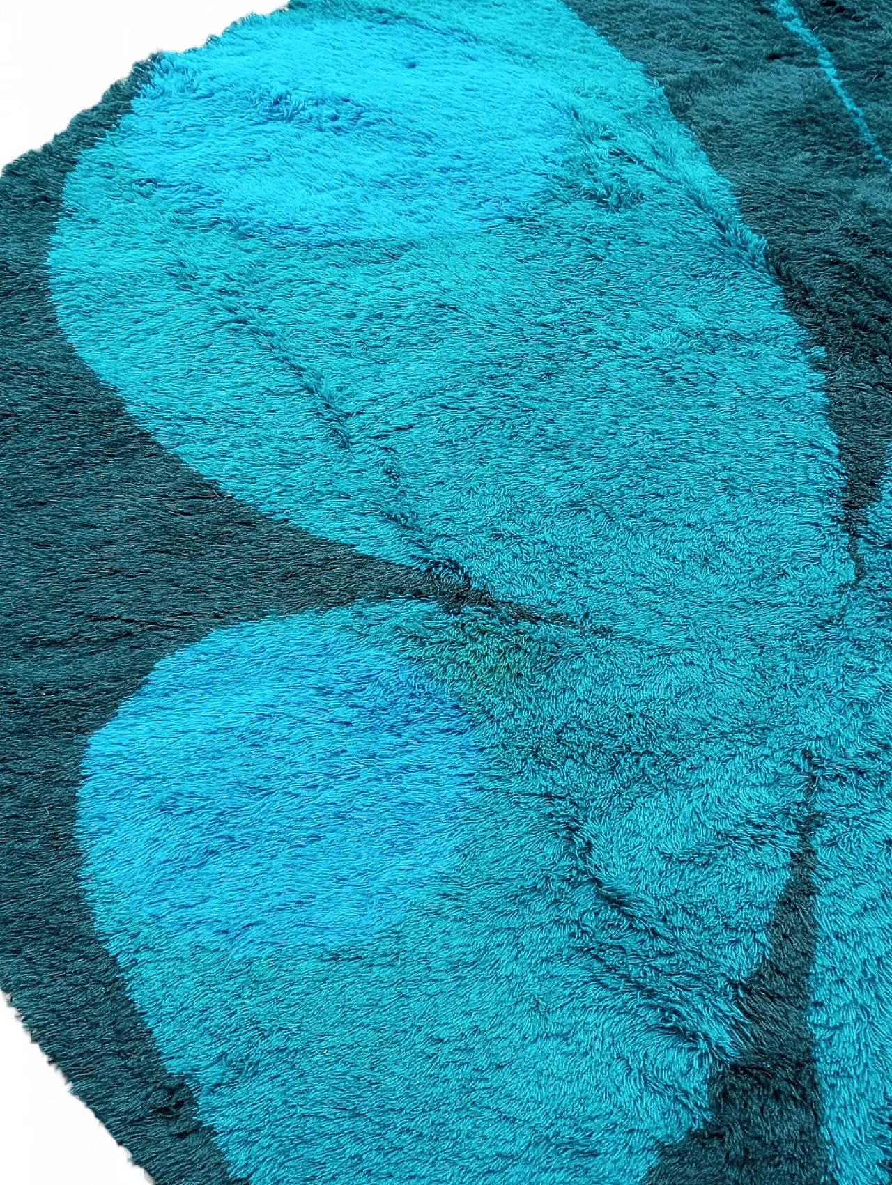 Tappeto danese circolare blu con farfalla, anni '60 4