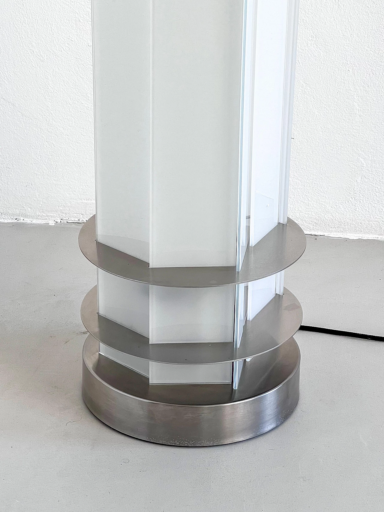 Adubai floor lamp by Matteo Nunziati for Fontana Arte 2
