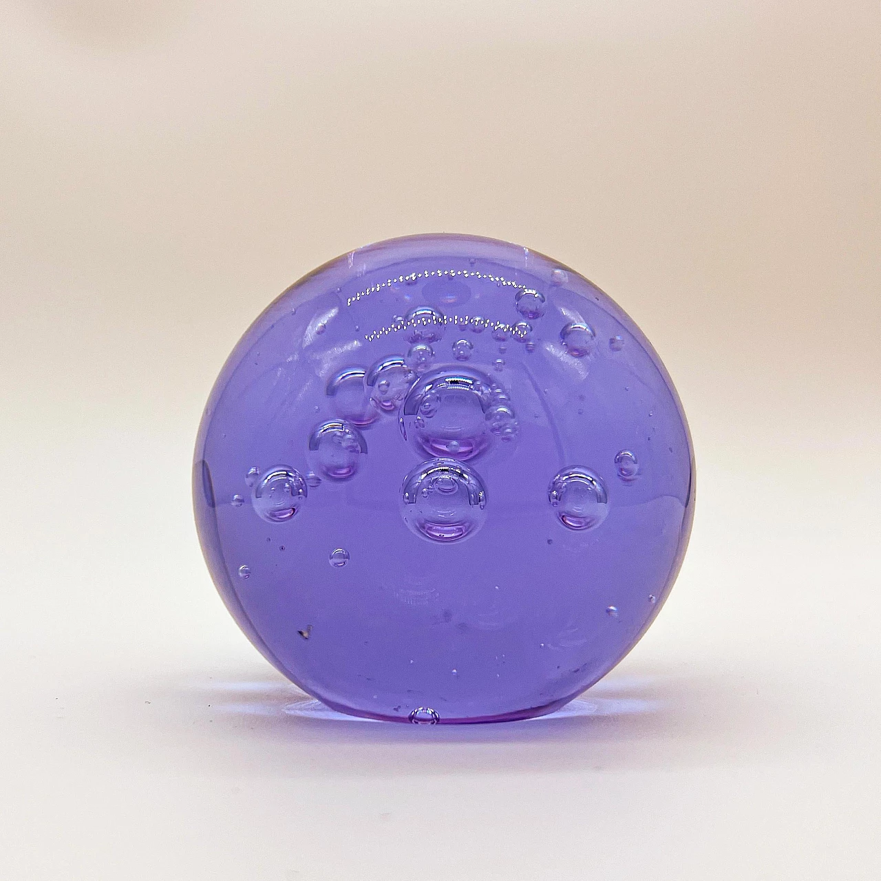 Spherical purple Murano glass paperweight, 1970s 4