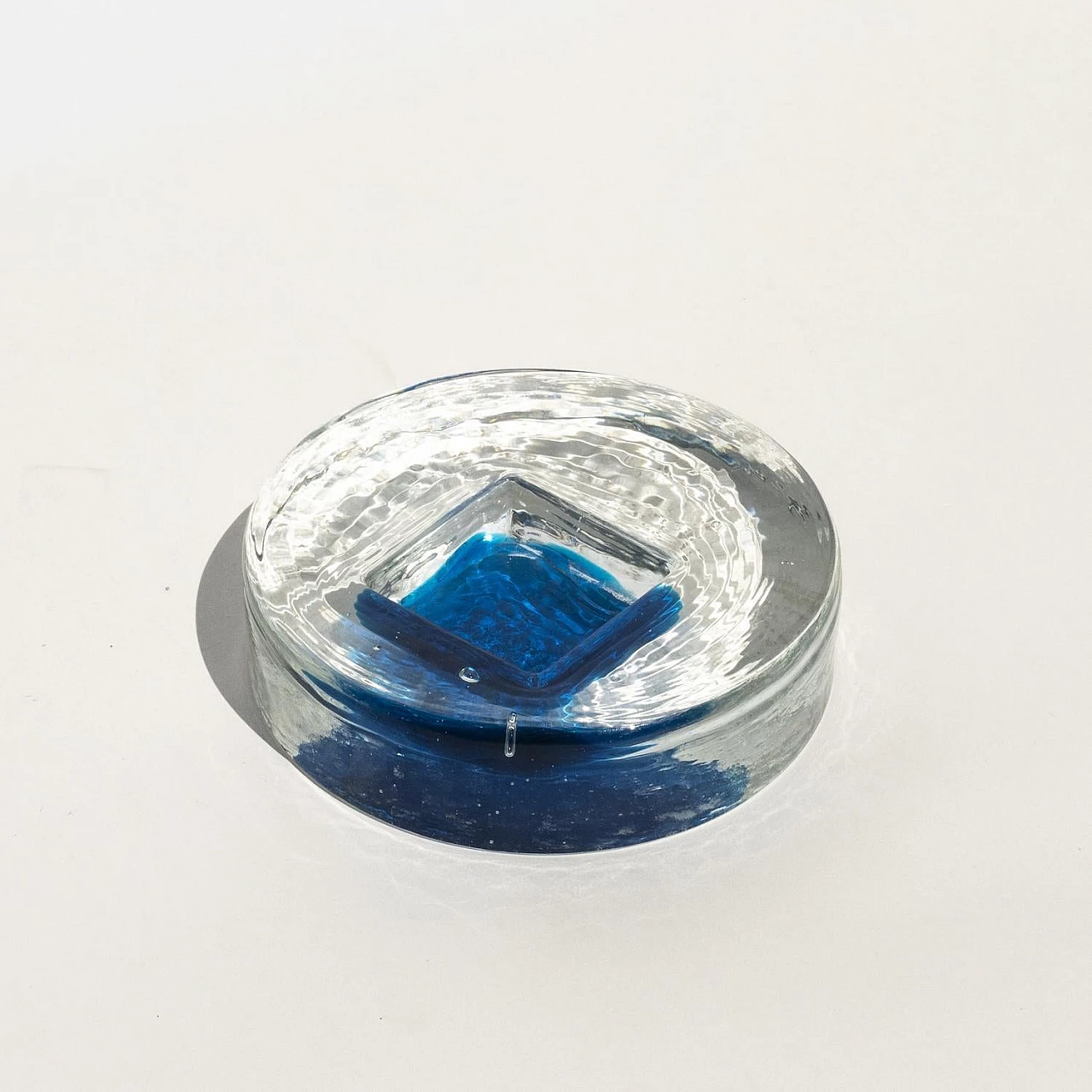 Transparent and blue frosted Murano glass ashtray, 1960s 2