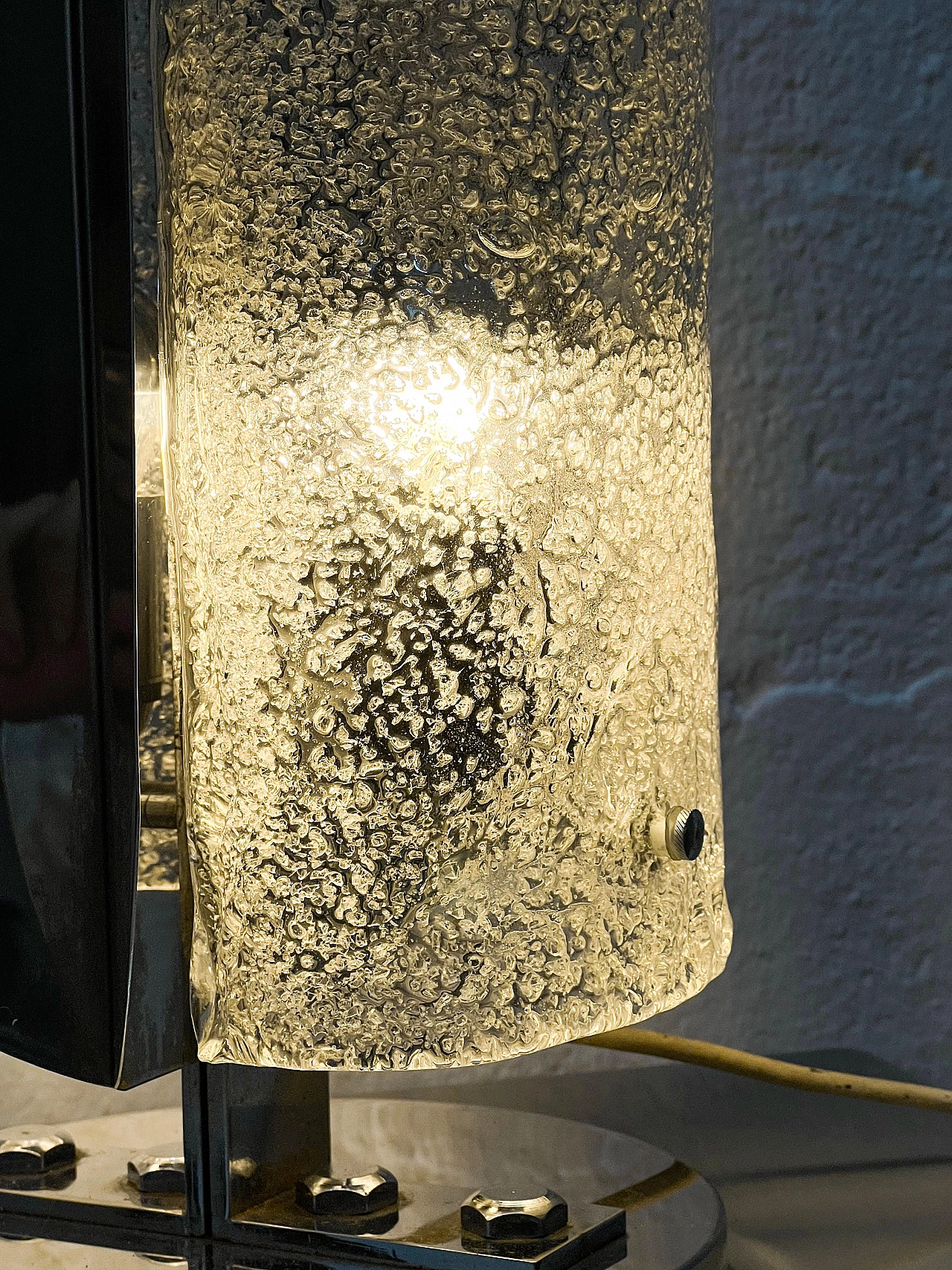 Lampada da tavolo Space Age in acciaio e vetro smerigliato, anni '70 13