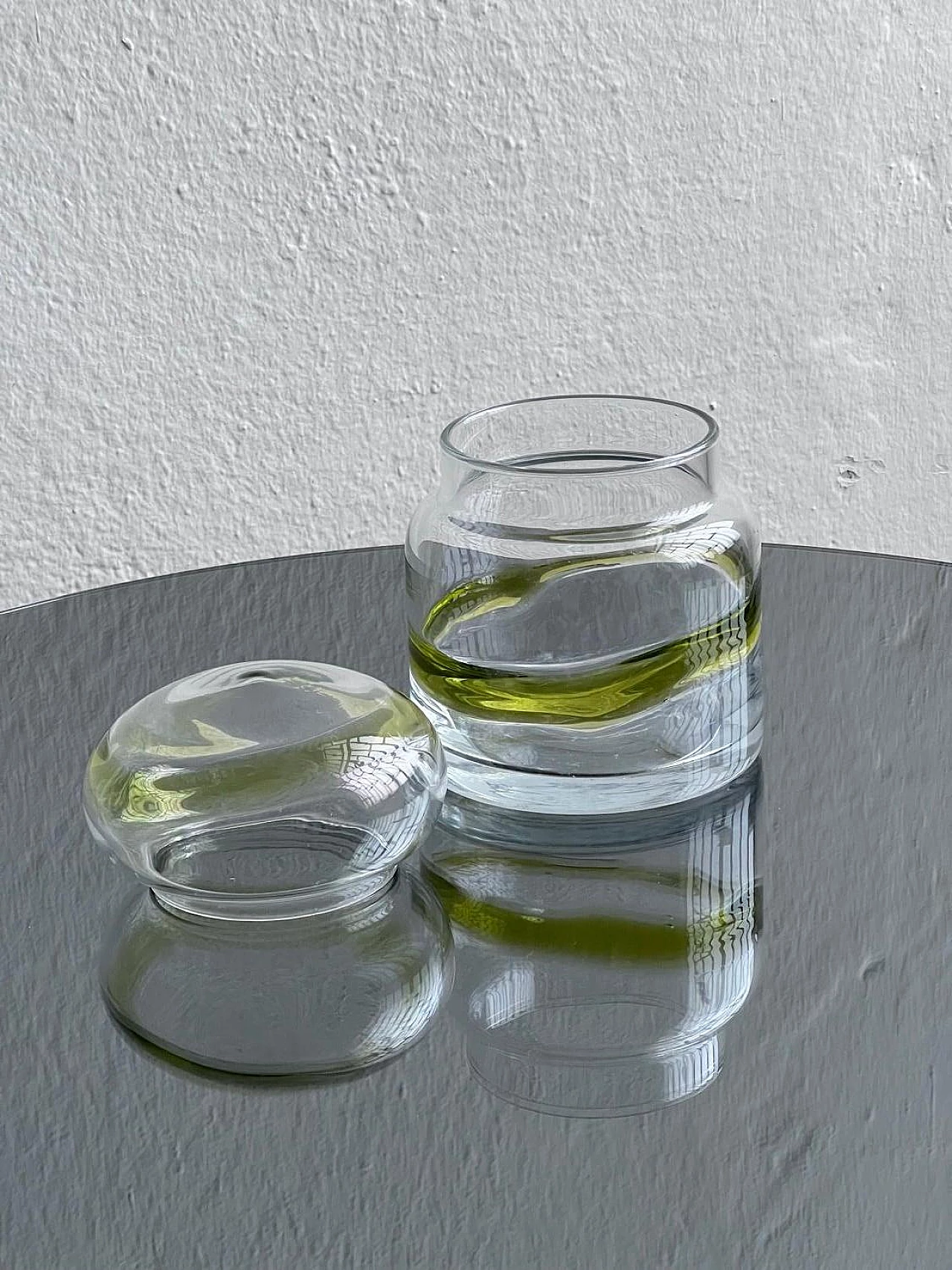 Transparent and green Murano glass vase with lid, 1960s 3