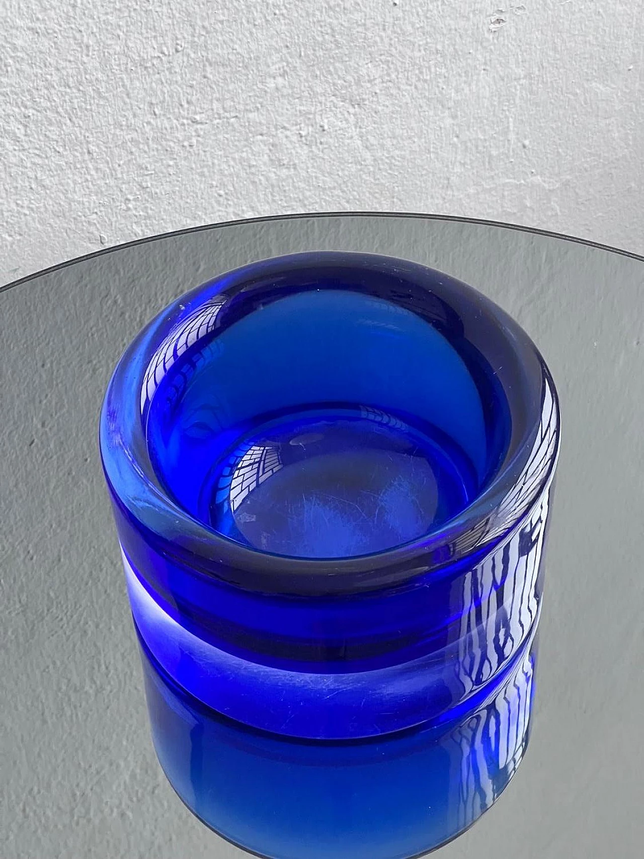 Blue Murano glass bowl by Mario Pinzoni for Seguso, 1960s 4