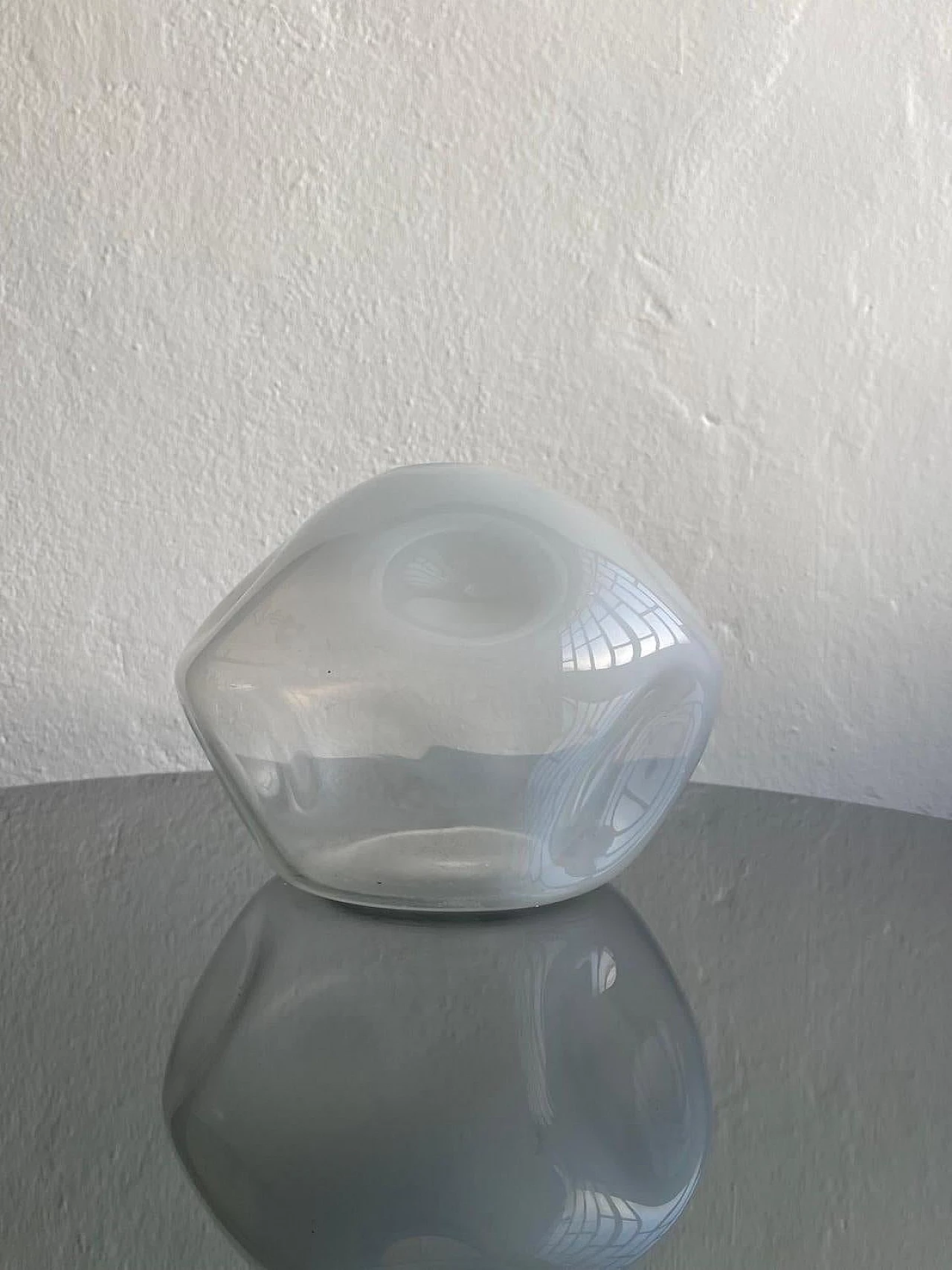 Milk Murano glass vase, 1960s 5