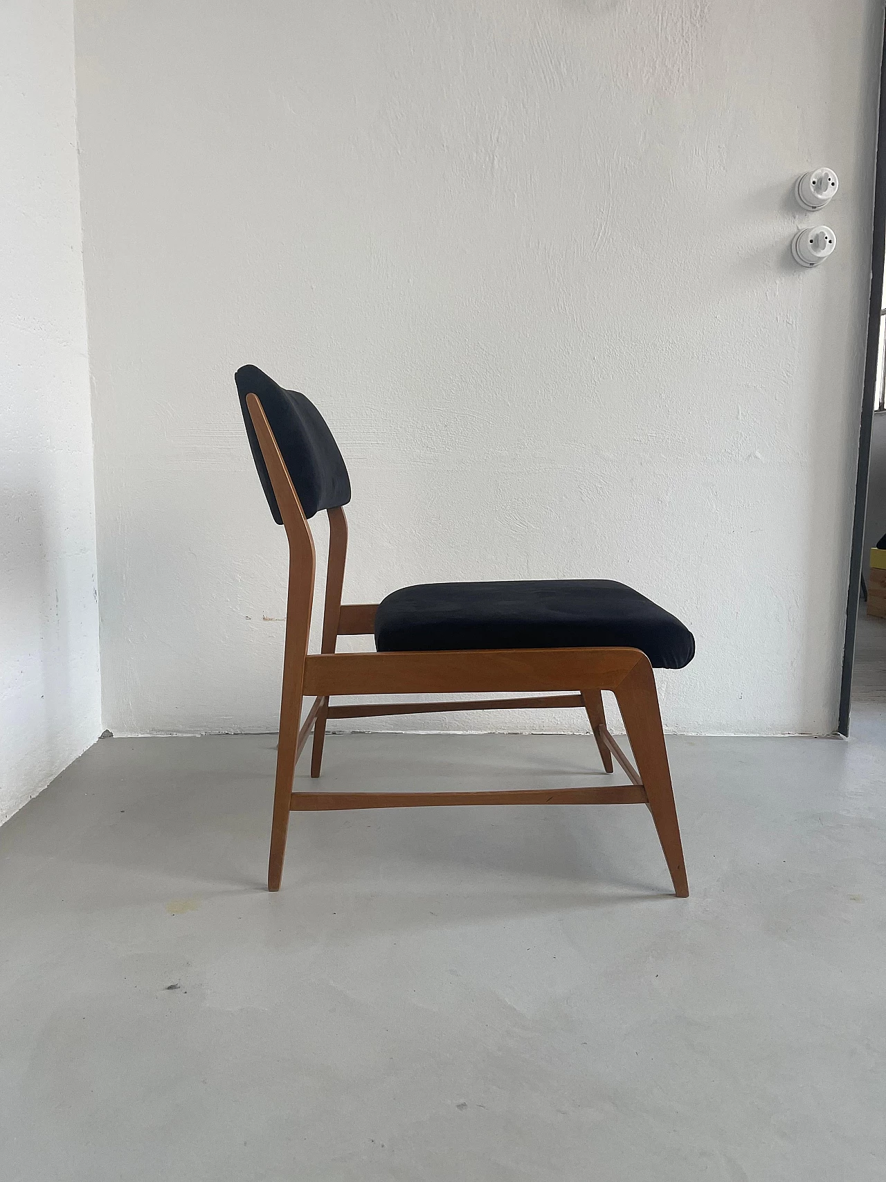 Pair of wood and black velvet armchairs, 1960s 4