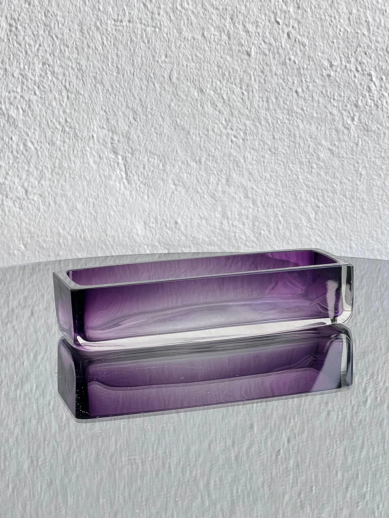 Rectangular purple glass center piece, 1970s 3