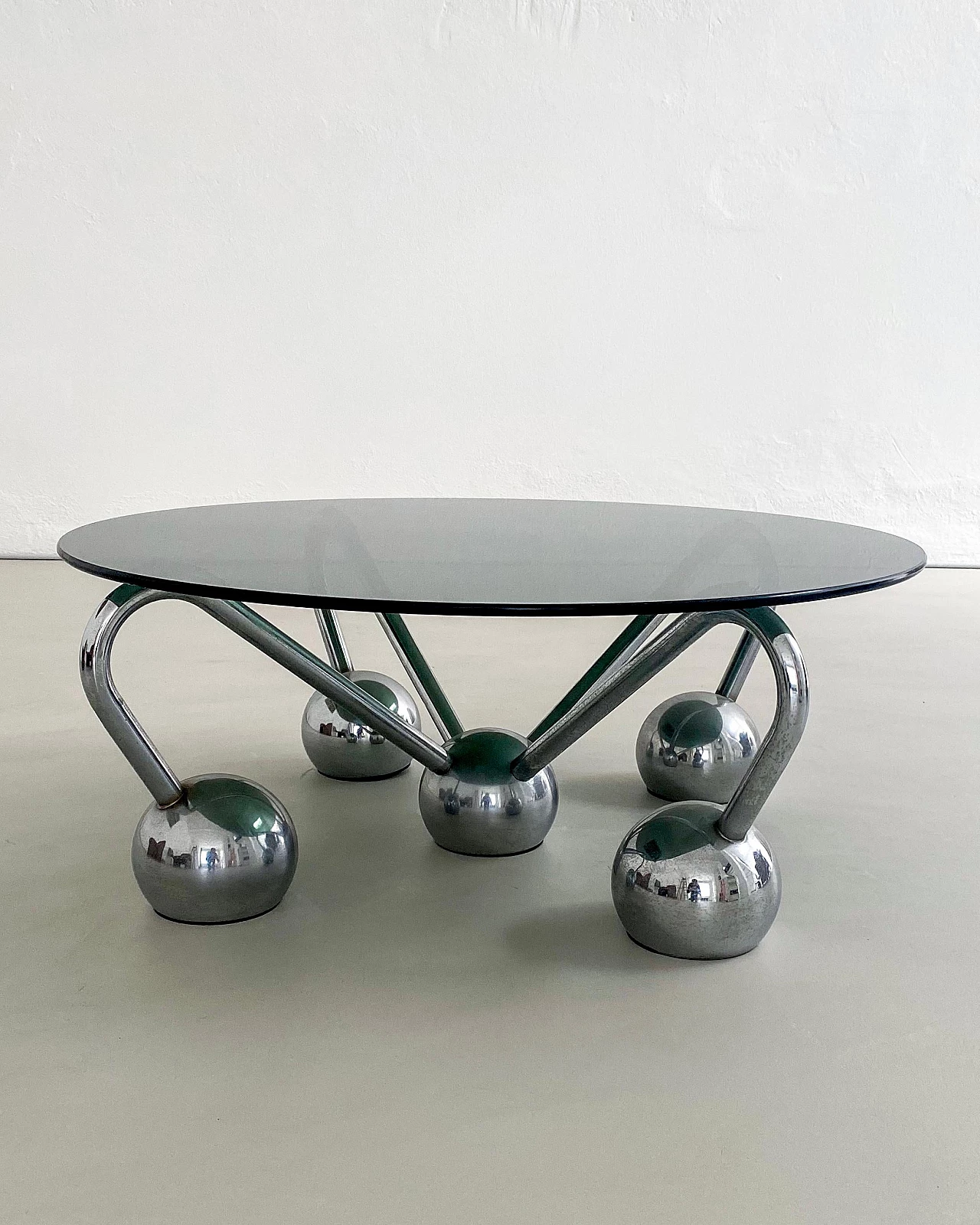 Chromed metal and smoked glass Sputnik coffee table, 1970s 4