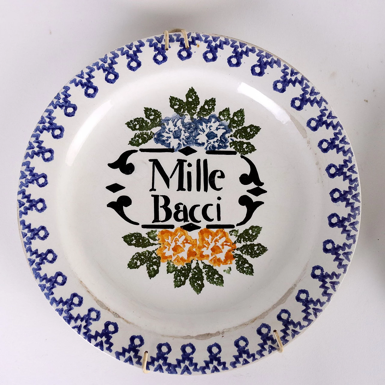 6 Plates in majolica polychrome, 19th century 7