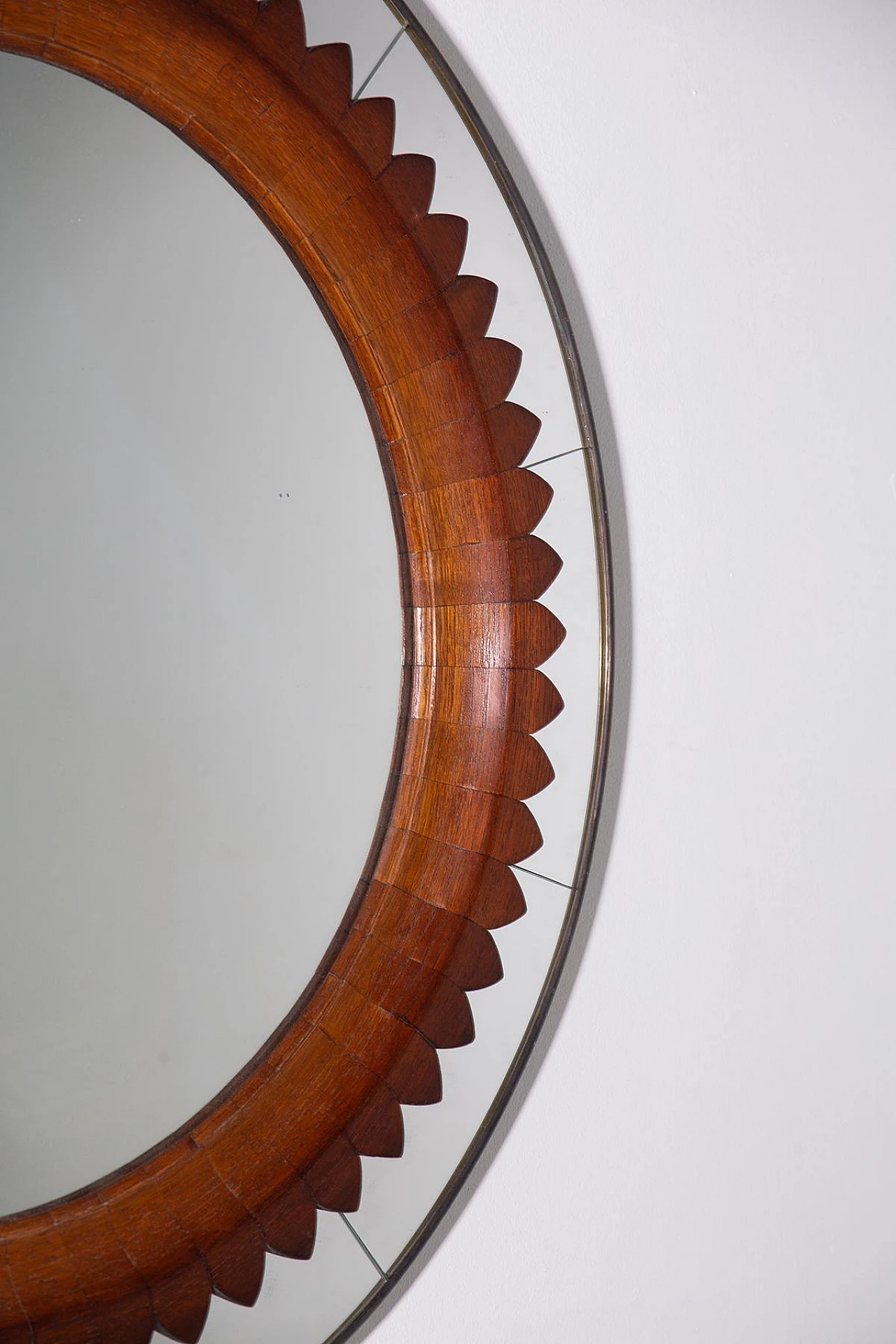 Round wall mirror by Fratelli Marelli, 1950s 4