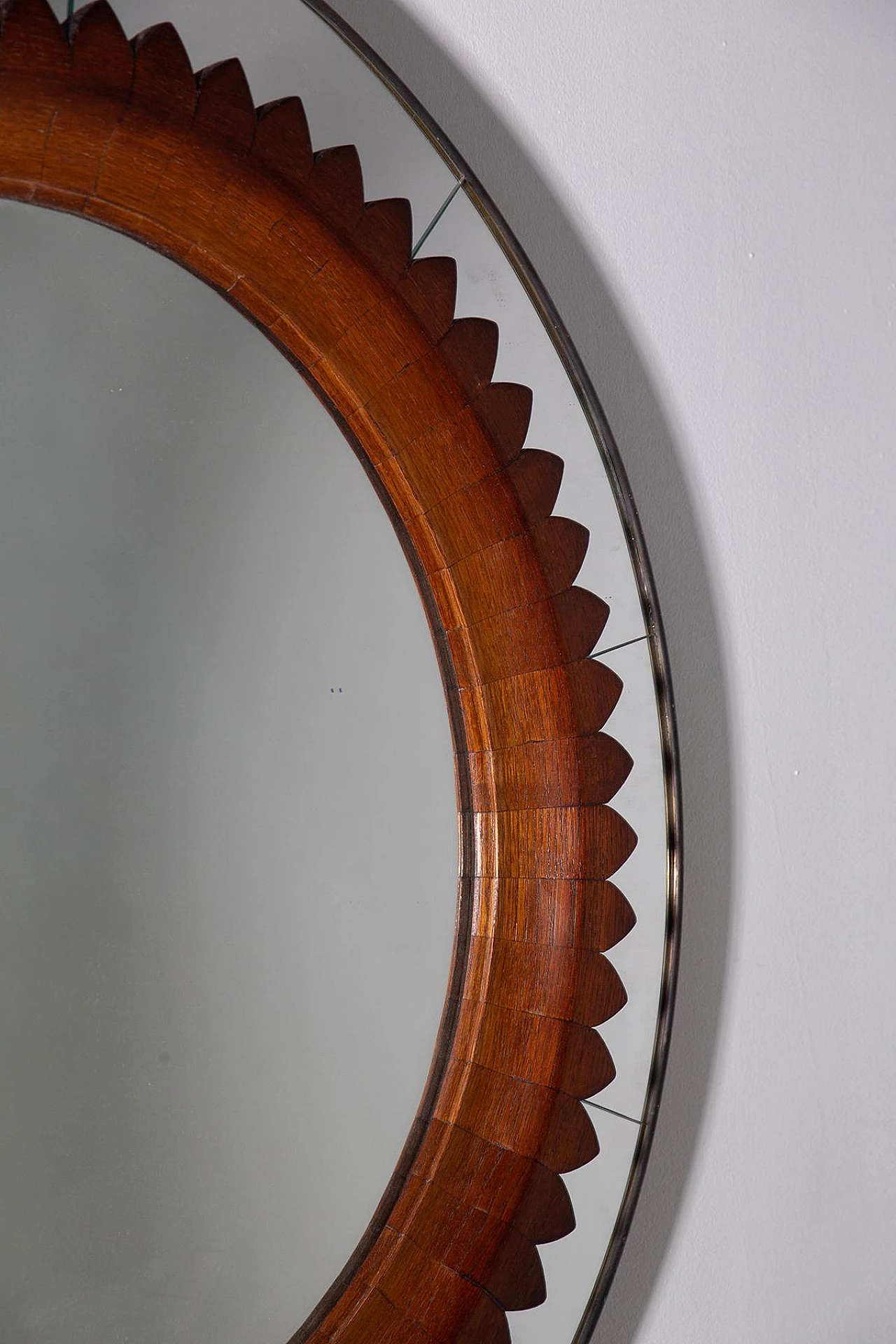 Round wall mirror by Fratelli Marelli, 1950s 6