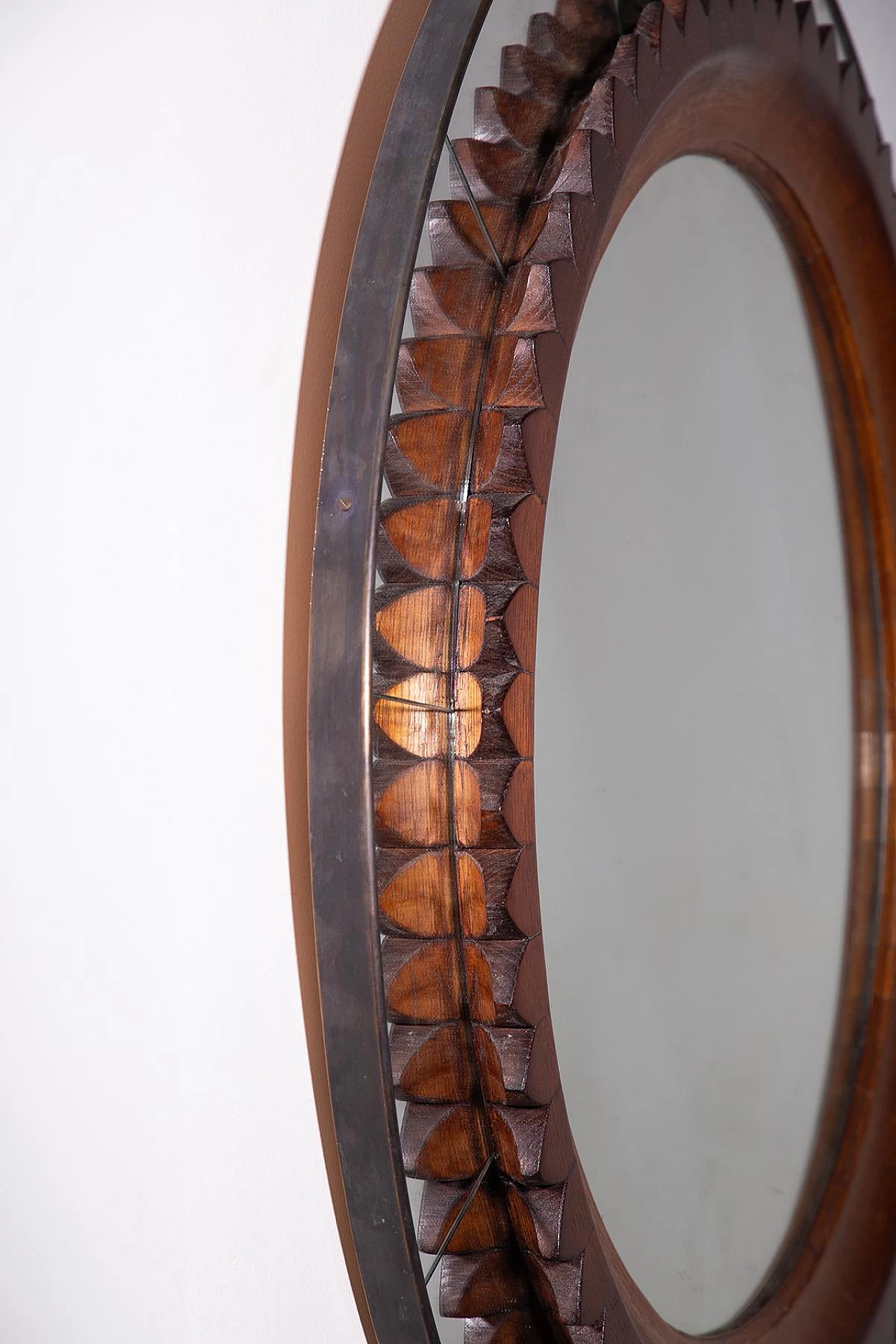 Round wall mirror by Fratelli Marelli, 1950s 7