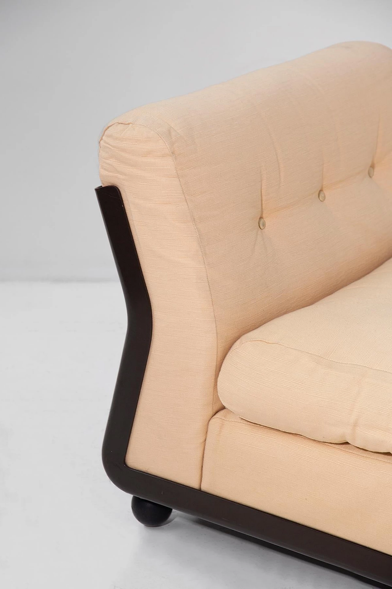 Pair of Amanta armchairs by Mario Bellini for C&B Italia, 1960s 4