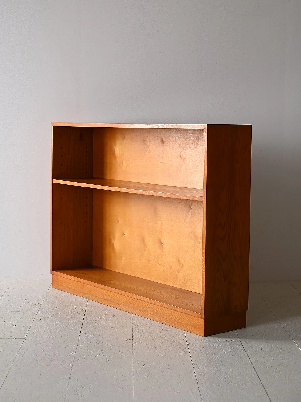 Libreria svedese in legno con un ripiano, anni '60 4