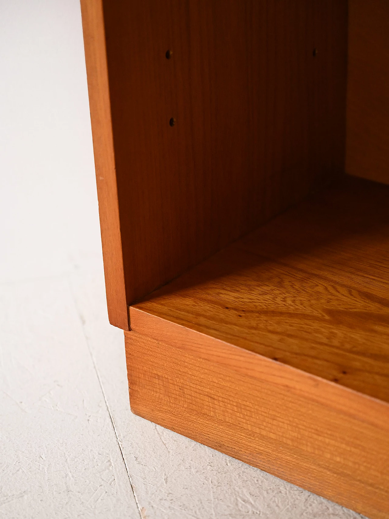 Libreria svedese in legno con un ripiano, anni '60 7