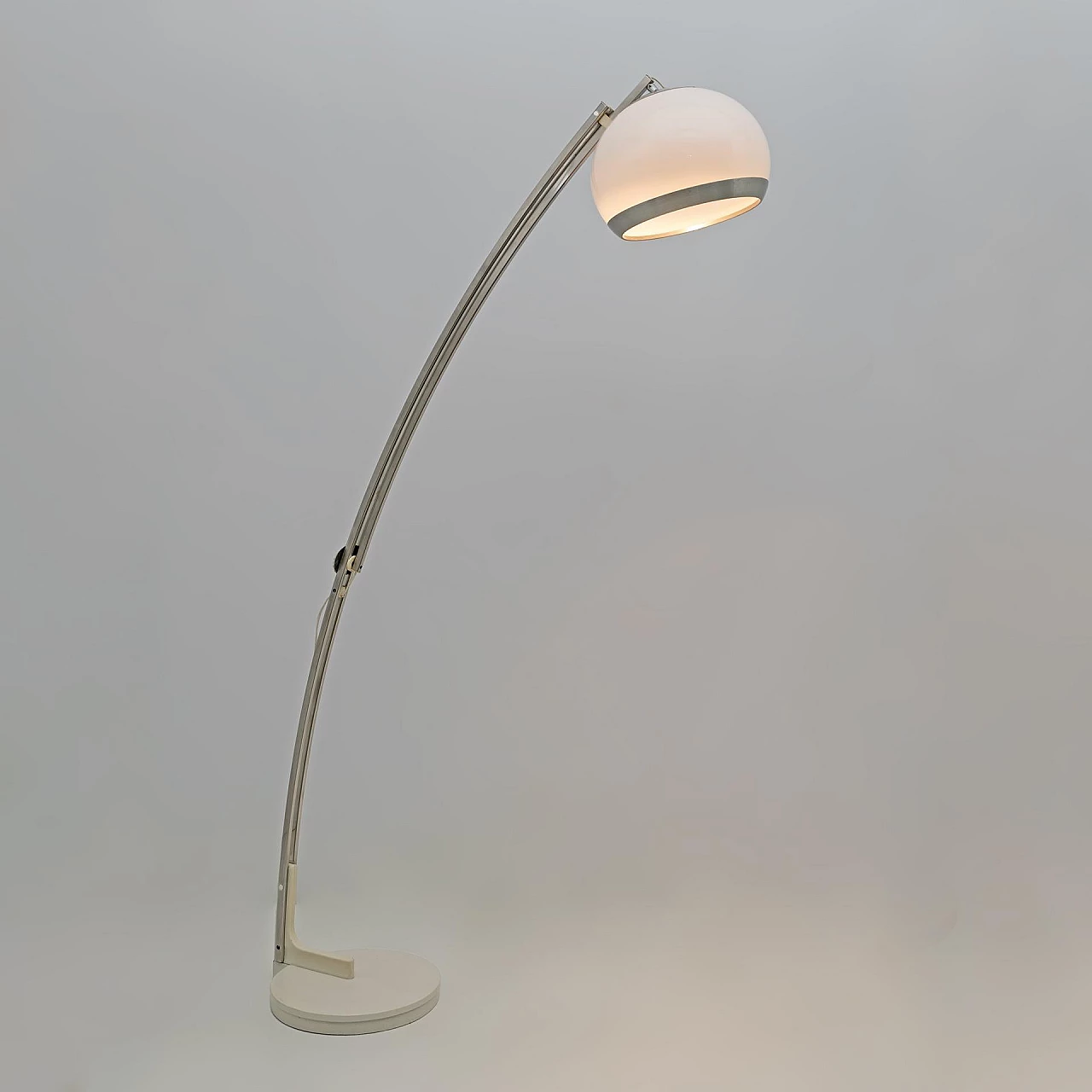 Adjustable arch floor lamp by Goffredo Reggiani, 1970s 4