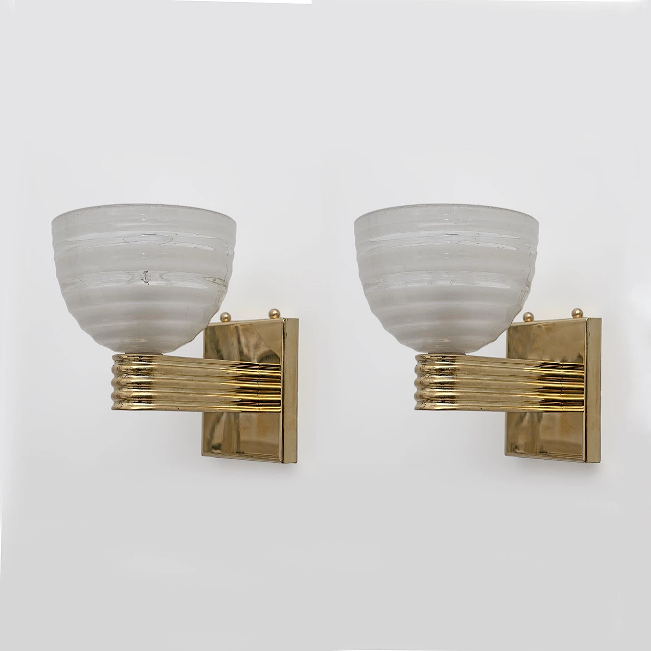 Pair of brass and glass wall lights attributed to Venini, 1940s 7