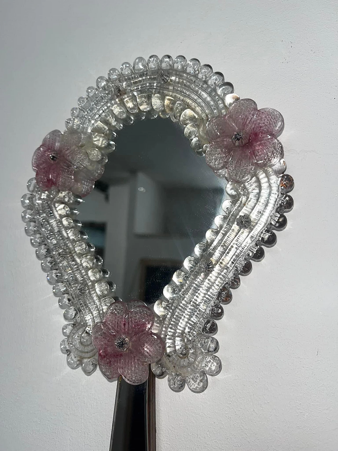 Murano glass mirror with pink floral motifs, 1950s 6