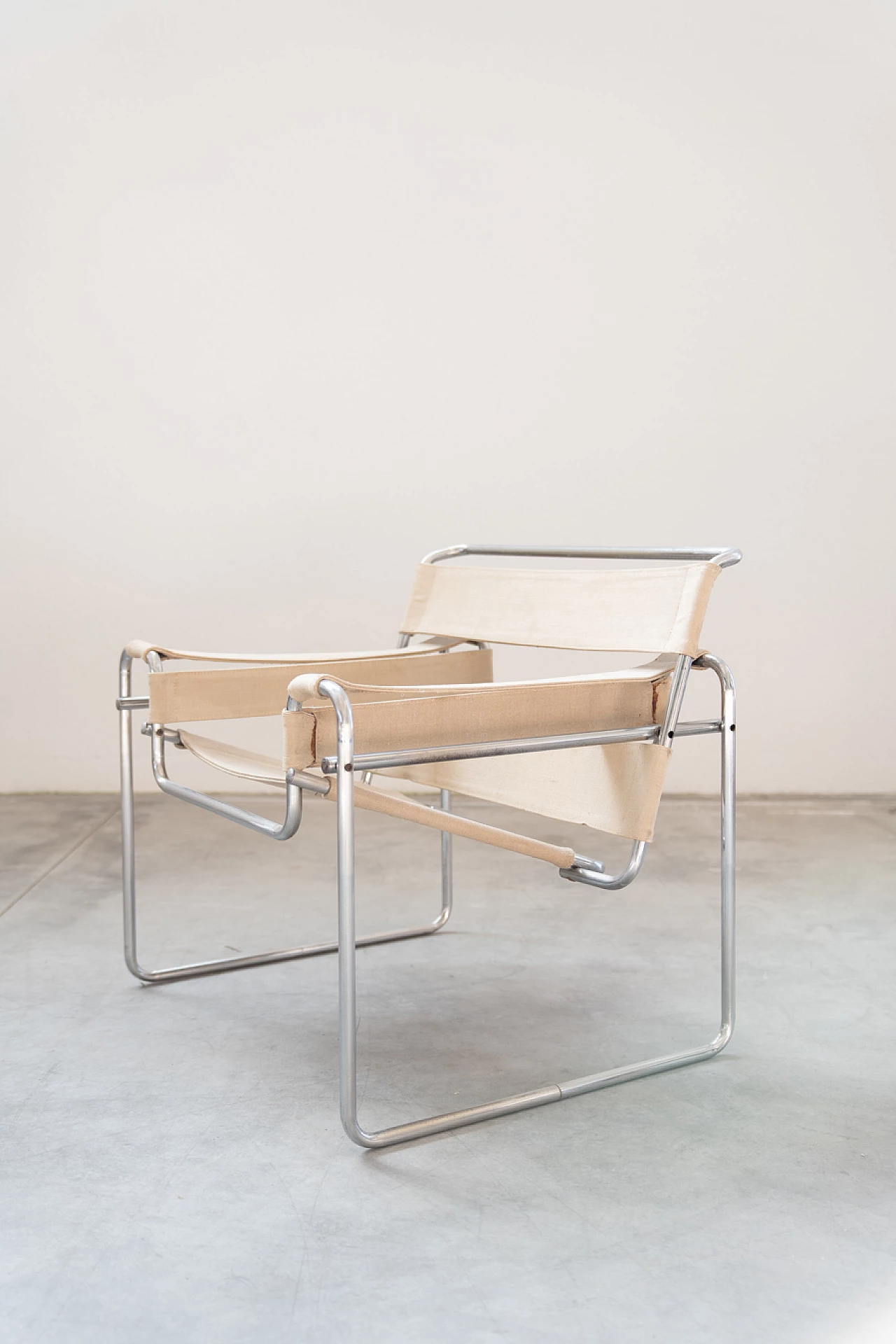 Pair of brown and beige armchairs in leather and iron, 1970s 21