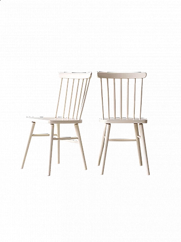 Pair of Scandinavian chairs in painted white wood, 1960s