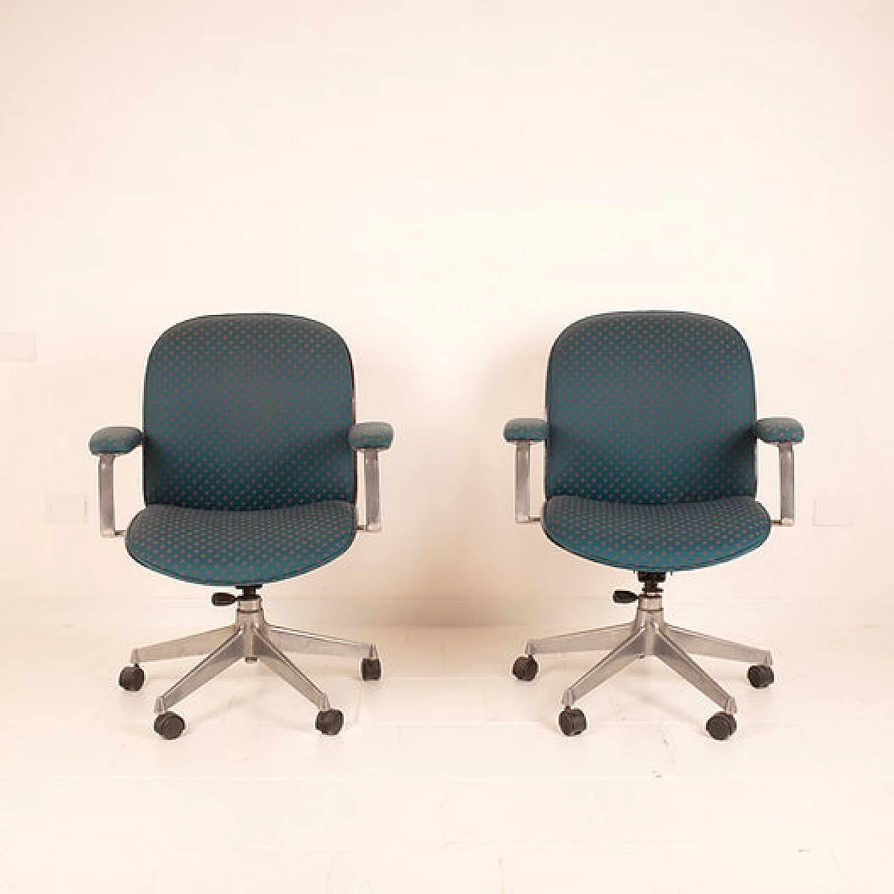 Pair of Parioli 8105 office chairs by Ennio Fazioli for MIM Roma 1