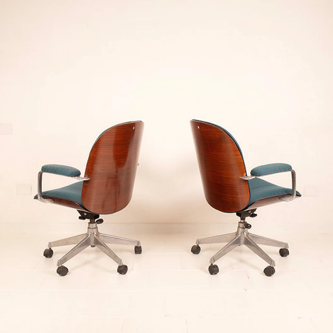 Pair of Parioli 8105 office chairs by Ennio Fazioli for MIM Roma 15