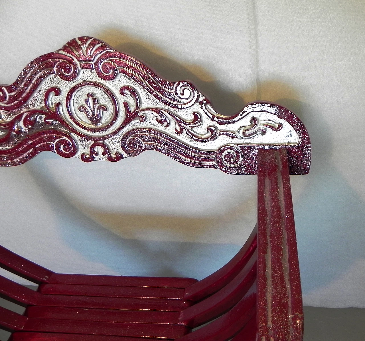 Sedia Savonarola in noce dipinto, anni '60 7