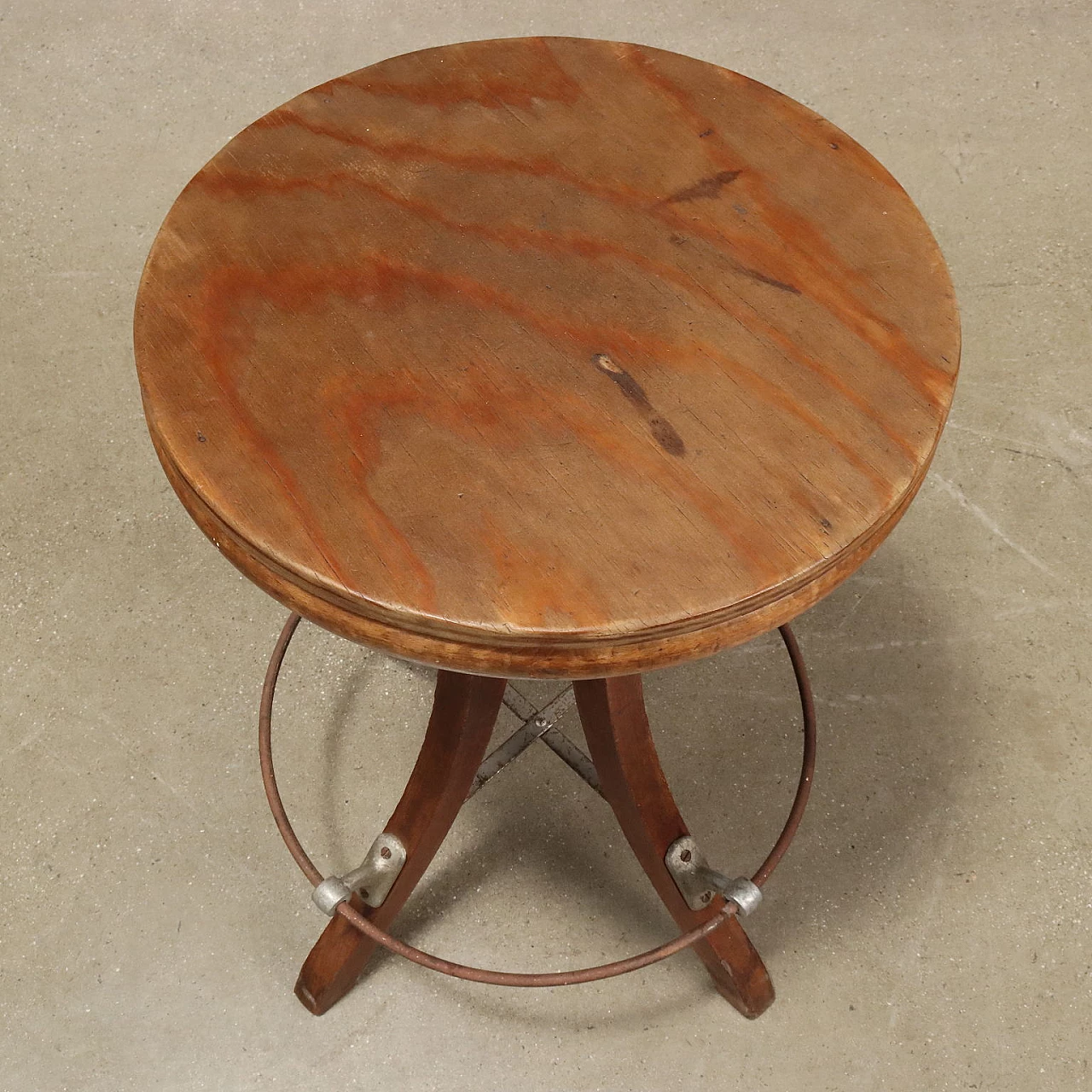 Stool in beechwood with metal footrest, 19th century 3
