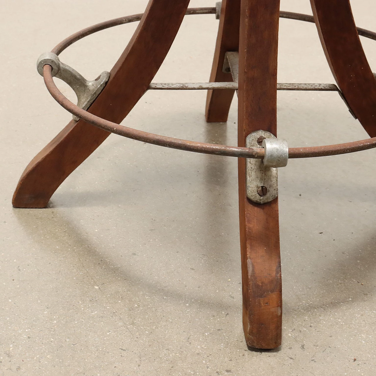 Stool in beechwood with metal footrest, 19th century 6