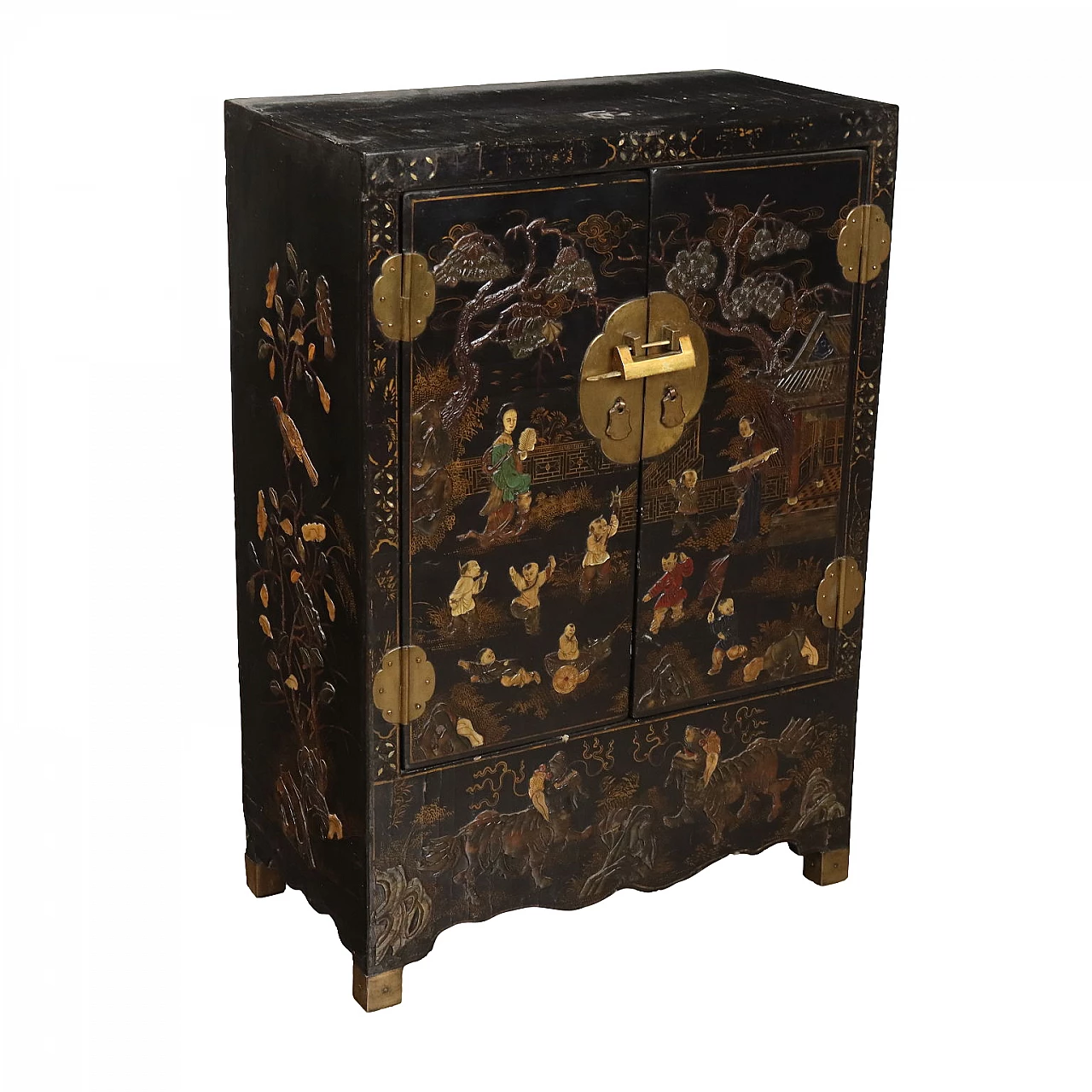Cabinet in lacquered wood and carved jade decorations 1