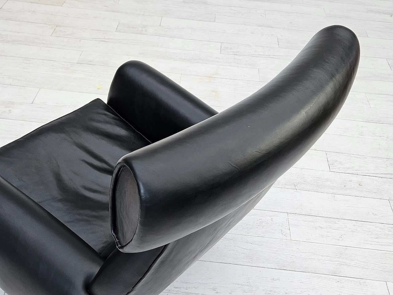 Danish leather and aluminium swivel armchair, 1960s 10